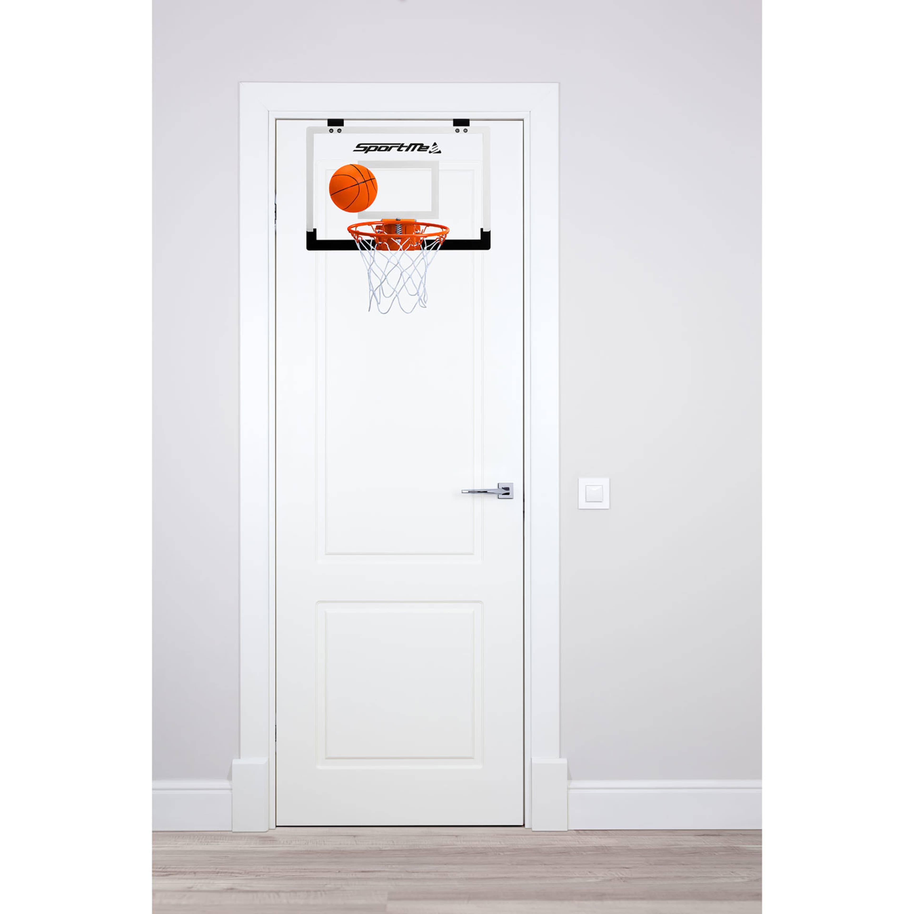 Basketkorg Dörrhängd, från Sportme, i färgen orange. Klicka för att öppna bilden i stort format