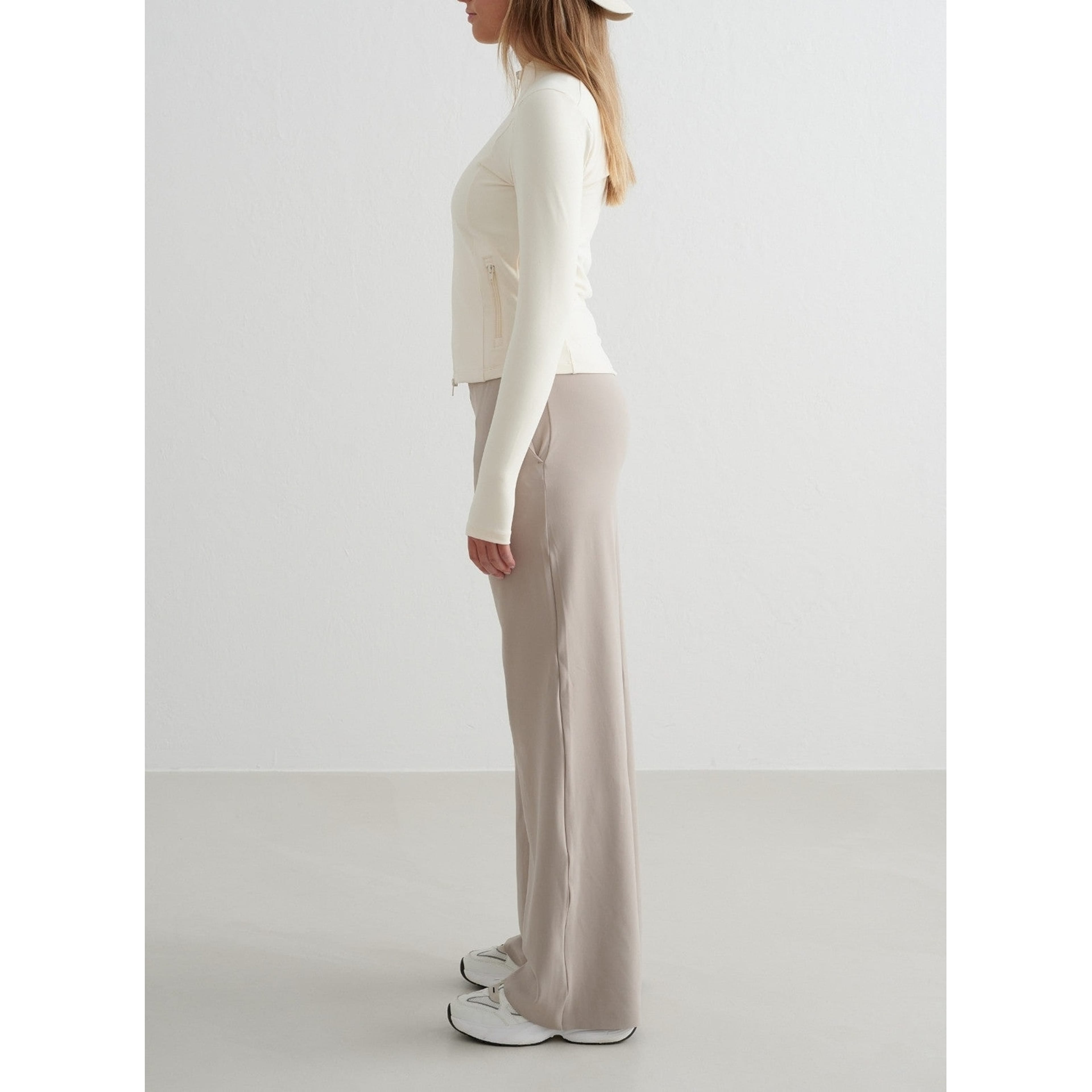 Dark Clay Sense Wide Pants