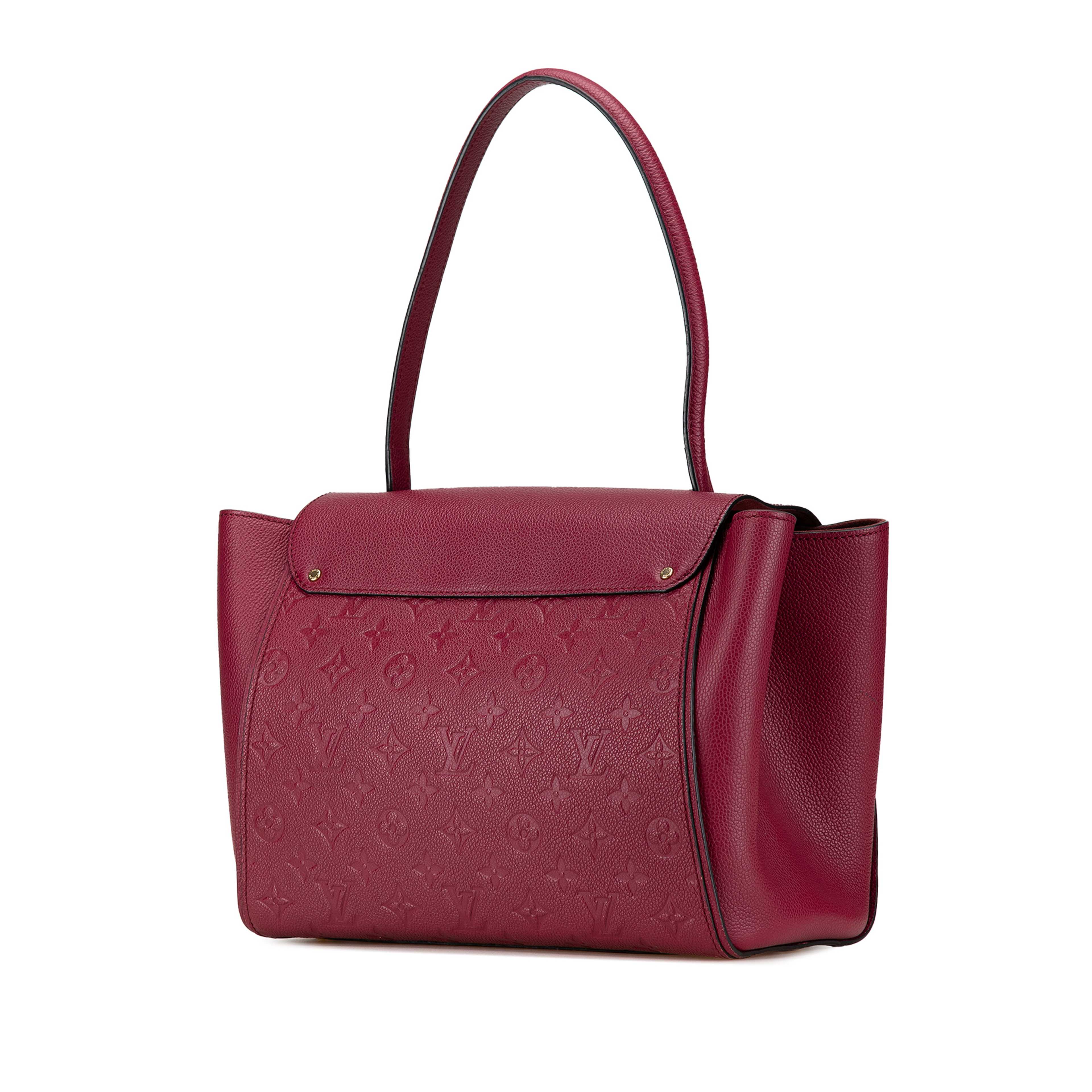 Louis Vuitton Monogram Empreinte Trocadero, från Luxclusif, i färgen röd. Klicka för att öppna bilden i stort format