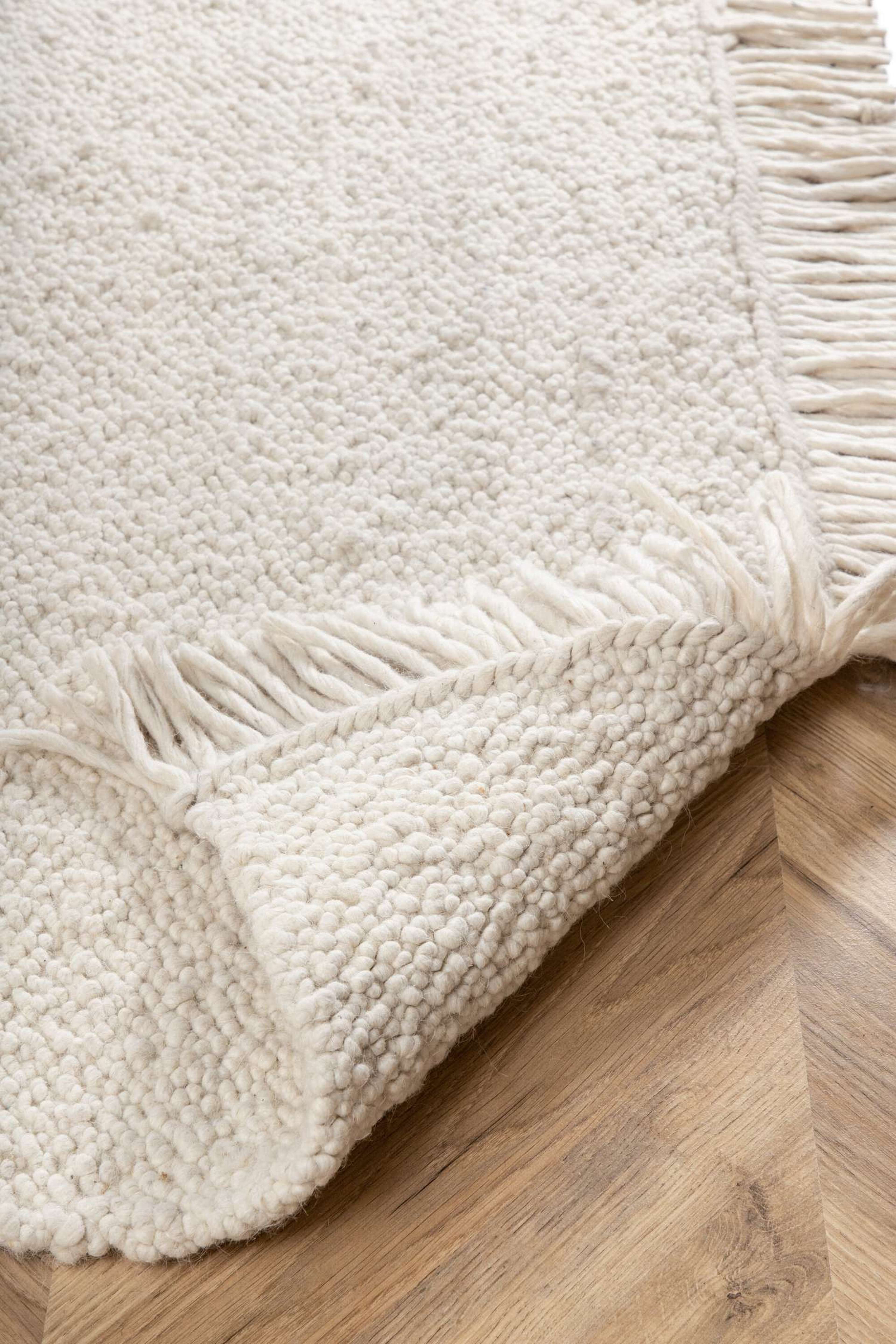 Betina Matta, från Venture Home, i färgen white. Klicka för att öppna bilden i stort format