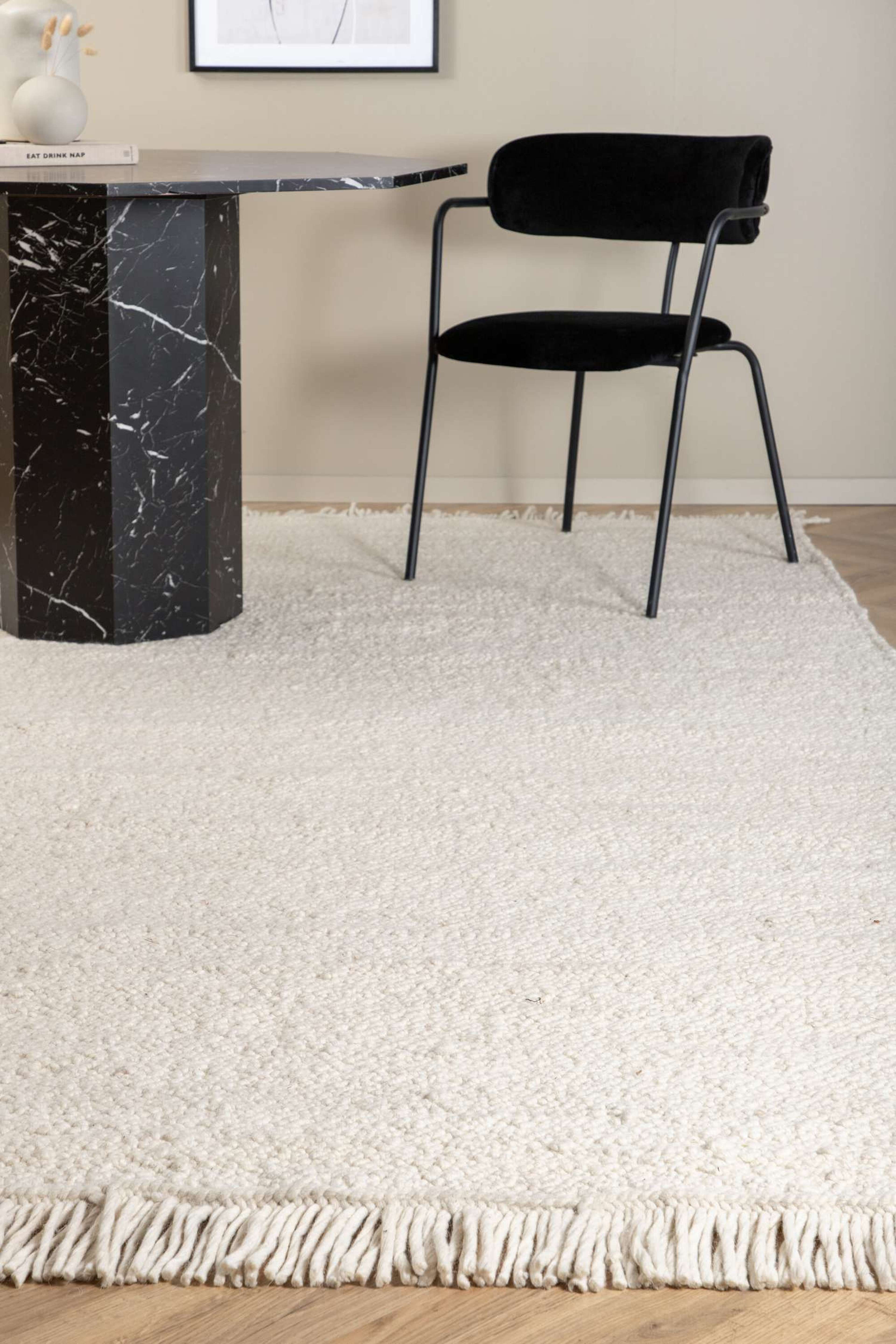 Betina Matta, från Venture Home, i färgen white. Klicka för att öppna bilden i stort format