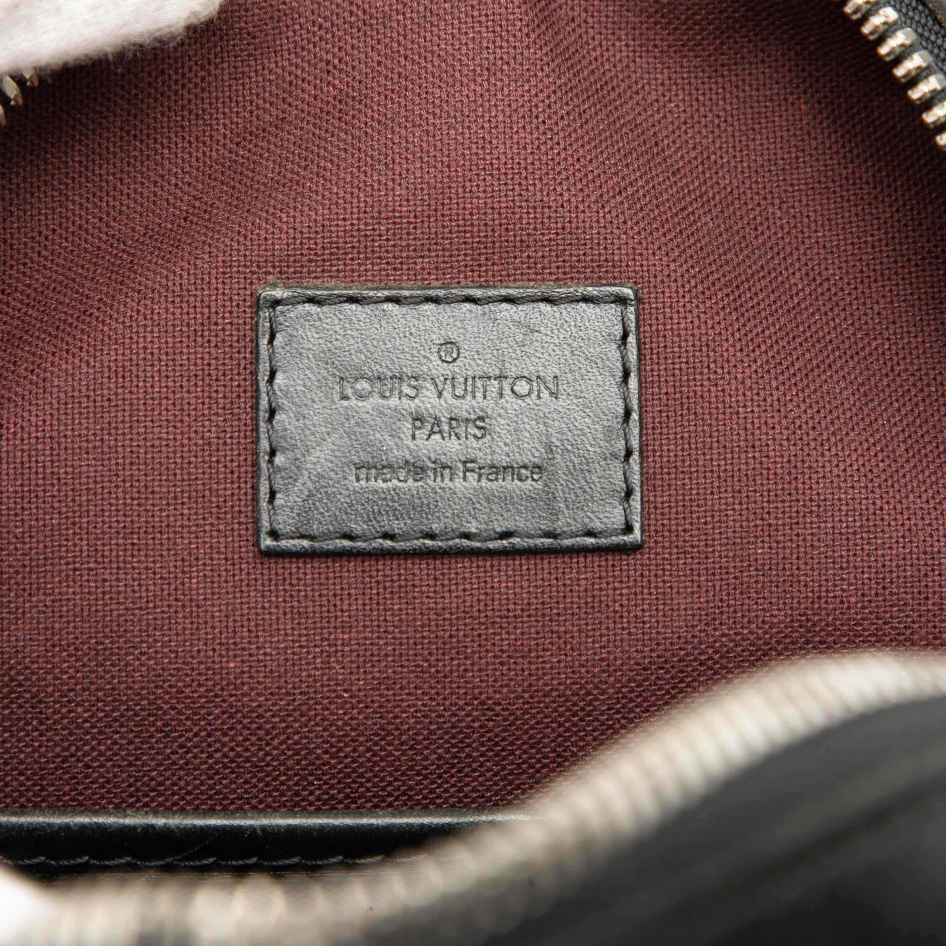 Louis Vuitton Monogram Macassar Torres Pm, från Luxclusif, i färgen brown. Klicka för att öppna bilden i stort format