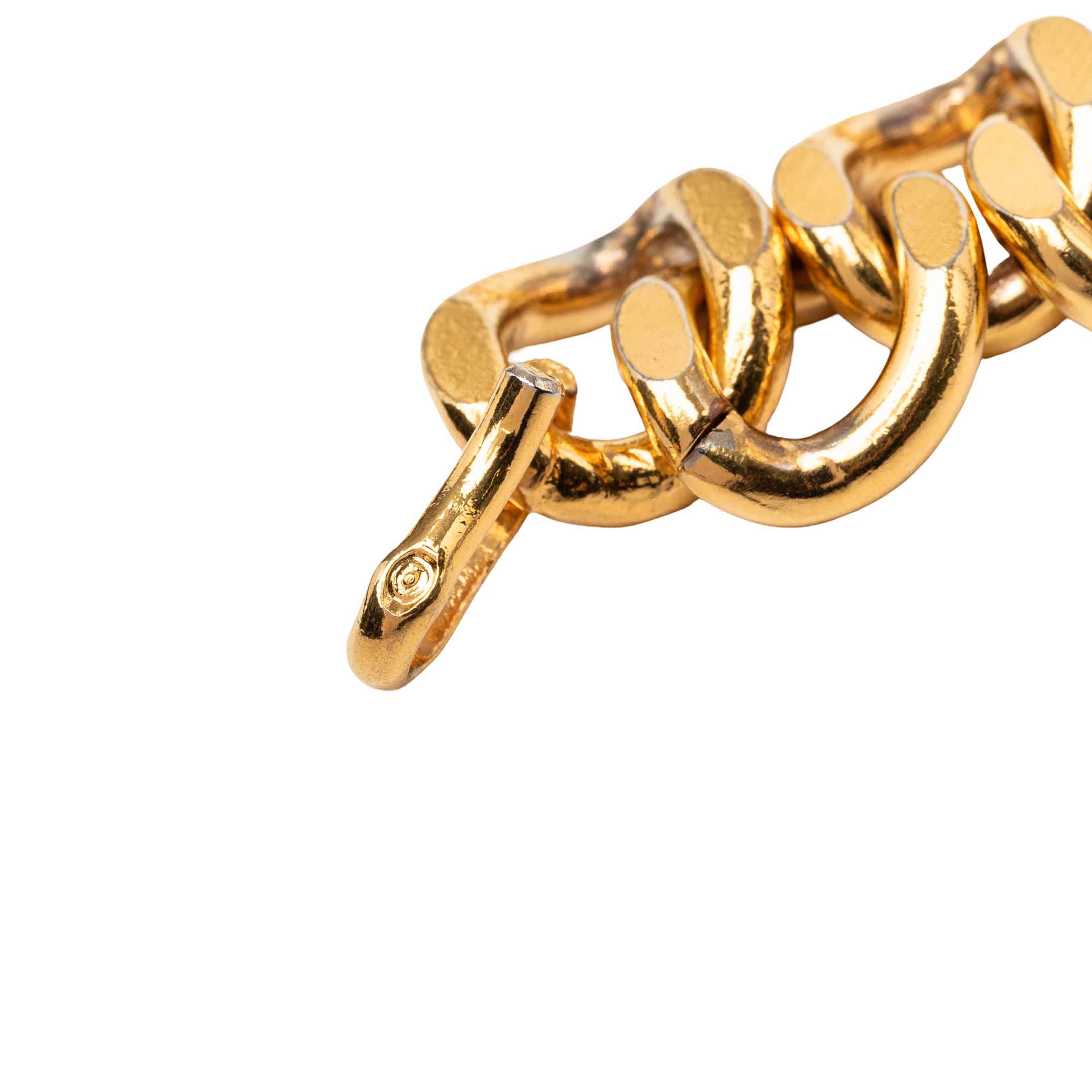 Chanel Cc Gold Plated 31 Rue Cambon Medallion Chain Belt, från Luxclusif, i färgen guld. Klicka för att öppna bilden i stort format