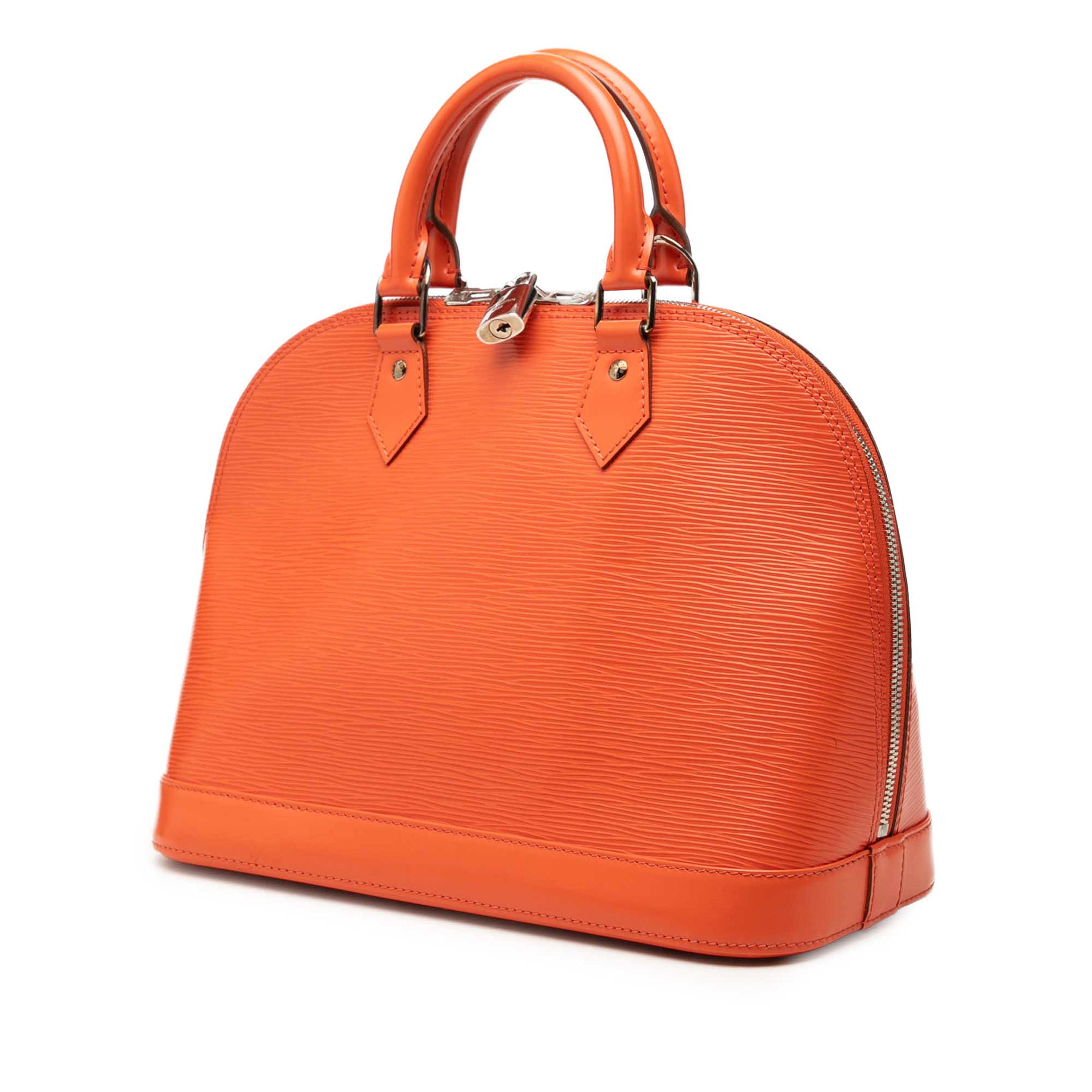 Louis Vuitton Epi Alma Pm, från Luxclusif, i färgen orange. Klicka för att öppna bilden i stort format