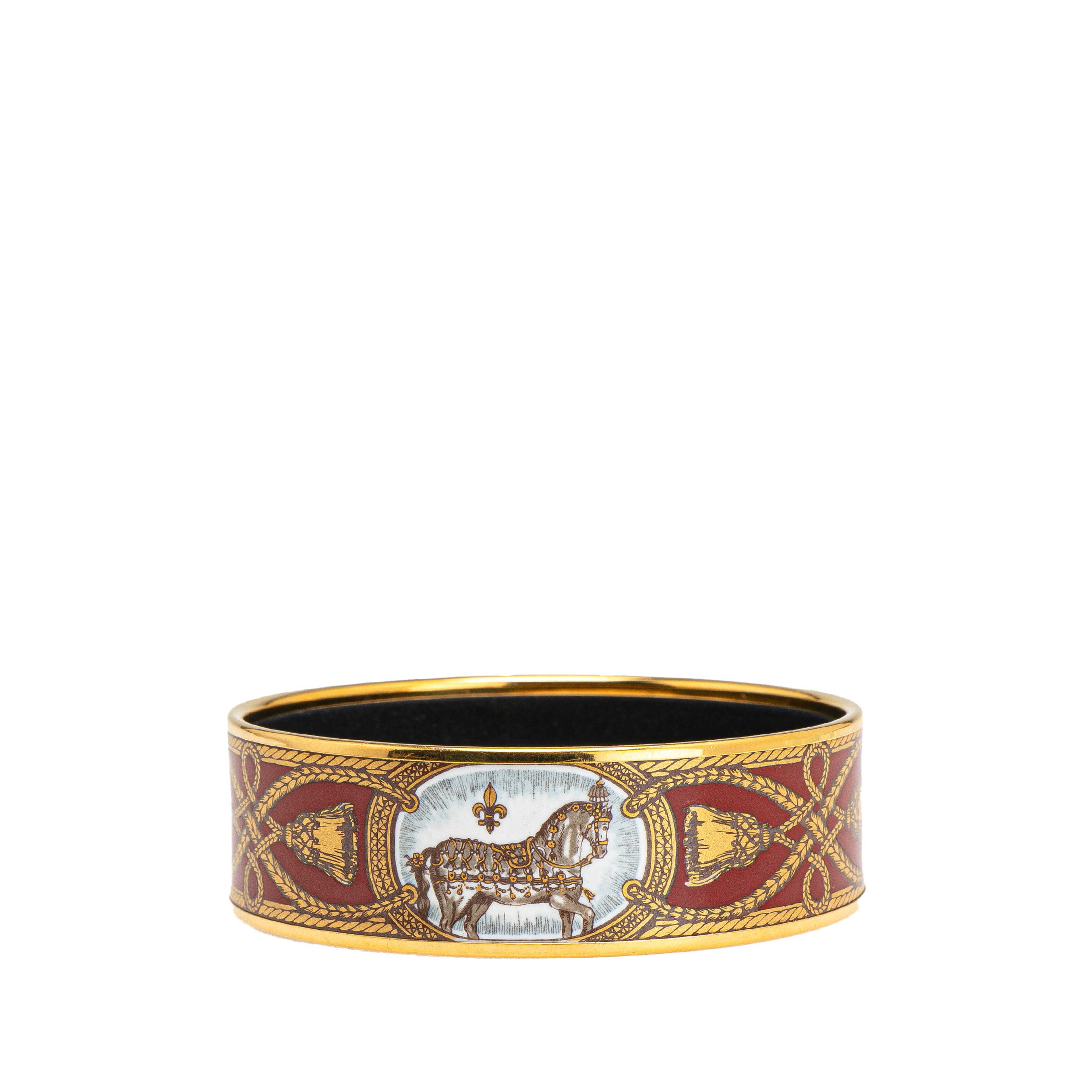 Hermès Wide Grand Apparat Enamel Bangle 70, från Luxclusif, i färgen red.