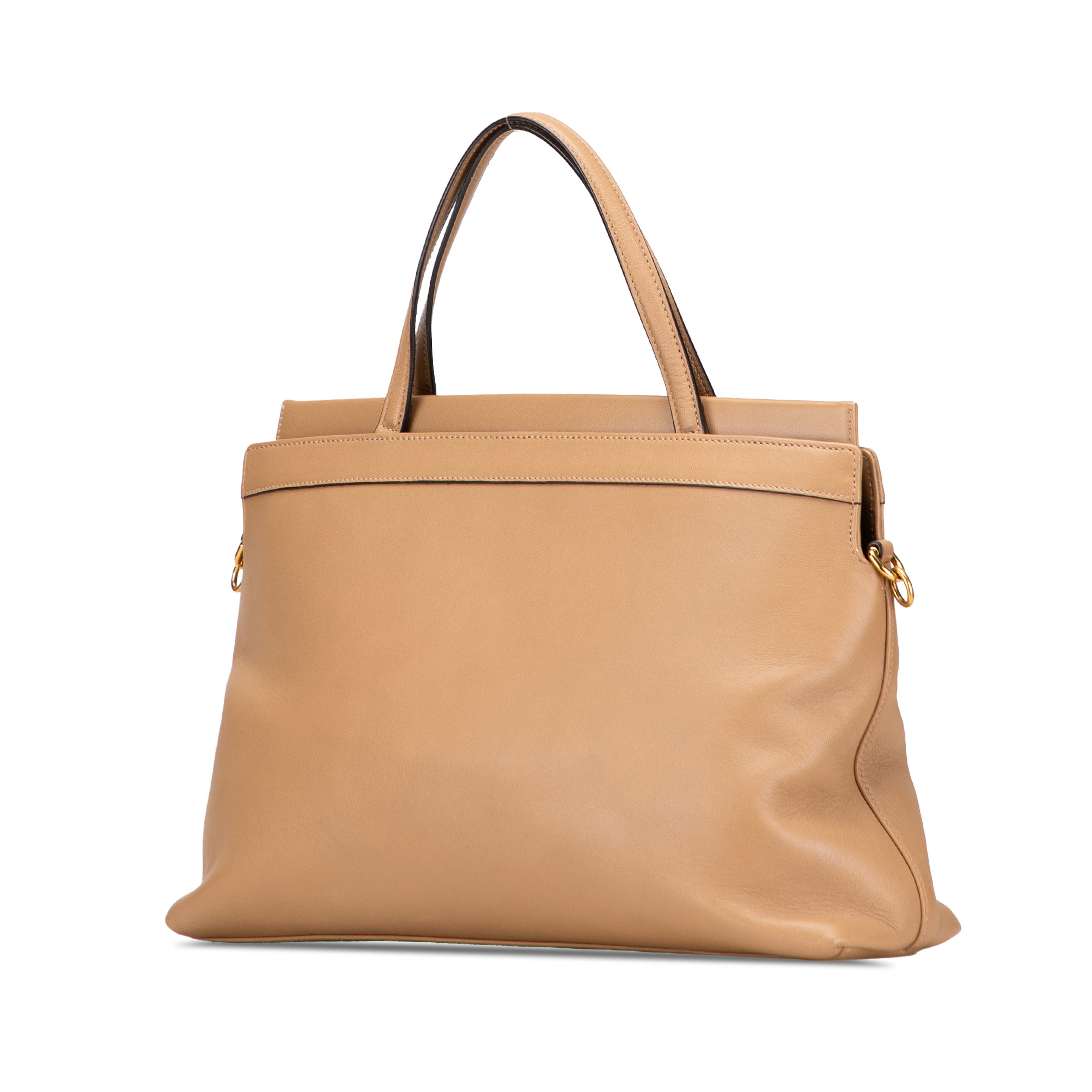 Gucci Small Leather Linea Matisse Satchel, från Luxclusif, i färgen camel. Klicka för att öppna bilden i stort format