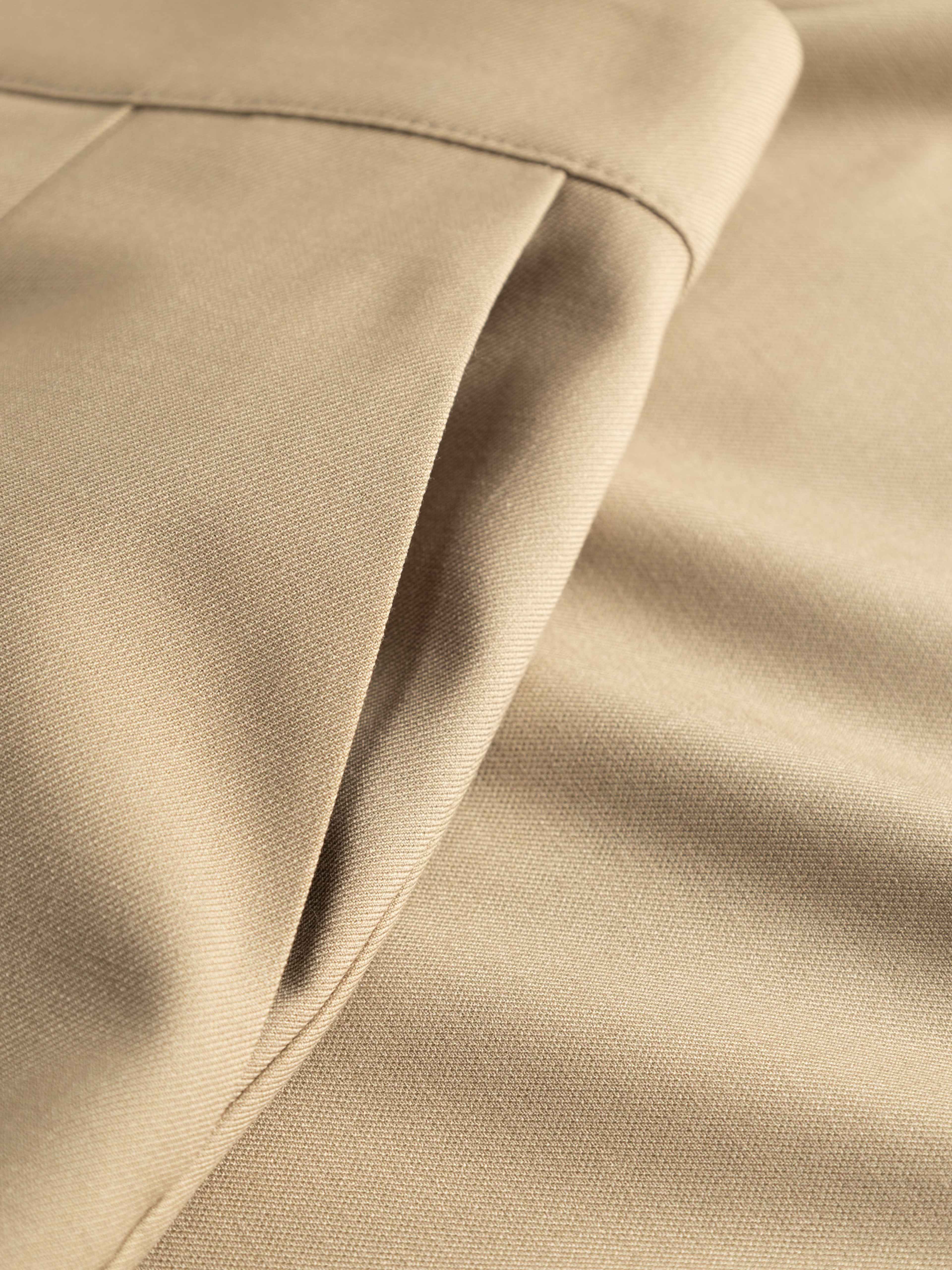 Kazia Pants - Oyster, från Noella, i färgen oyster. Klicka för att öppna bilden i stort format