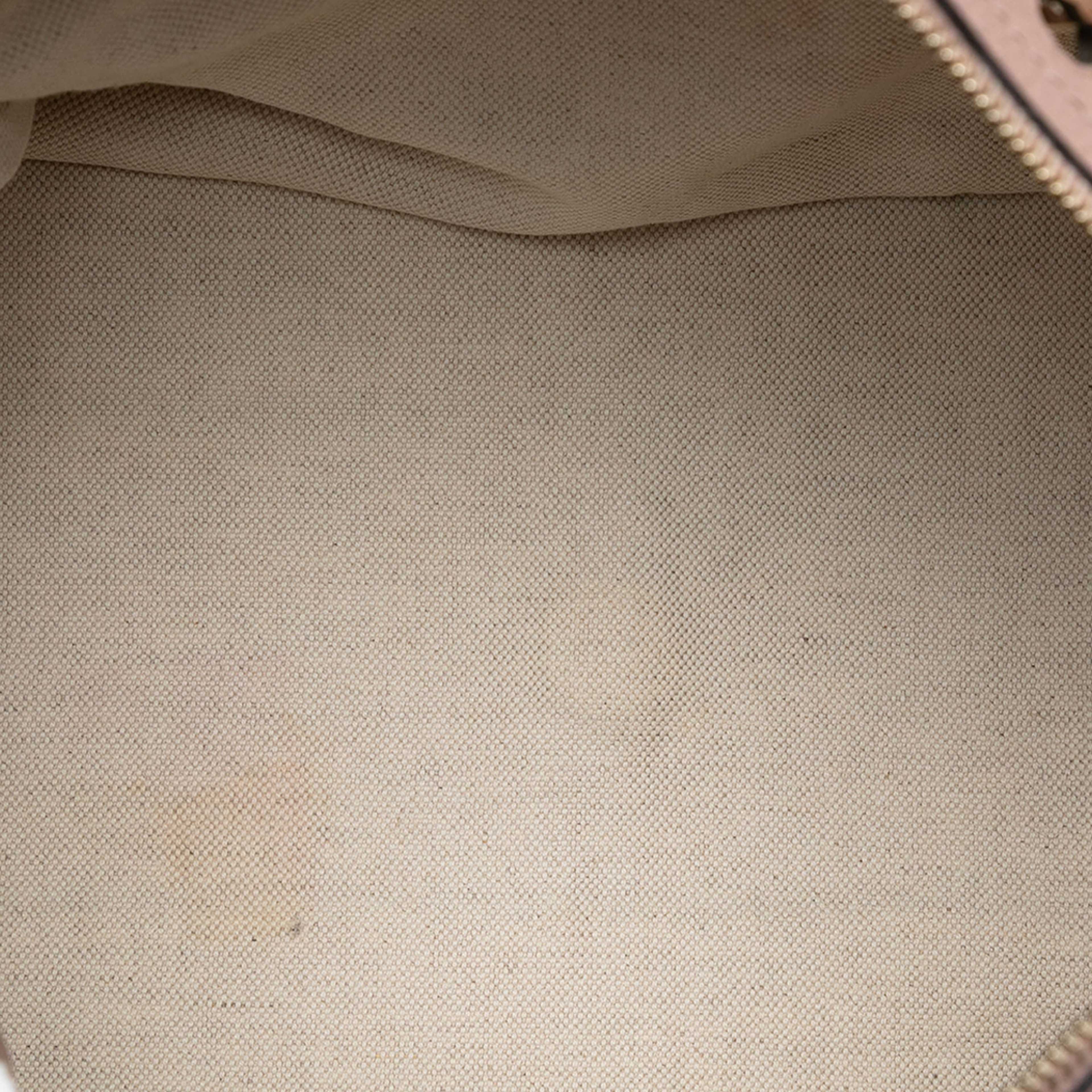 Gucci Medium Calfskin Bamboo Shopper Boston Bag, från Luxclusif, i färgen pink. Klicka för att öppna bilden i stort format