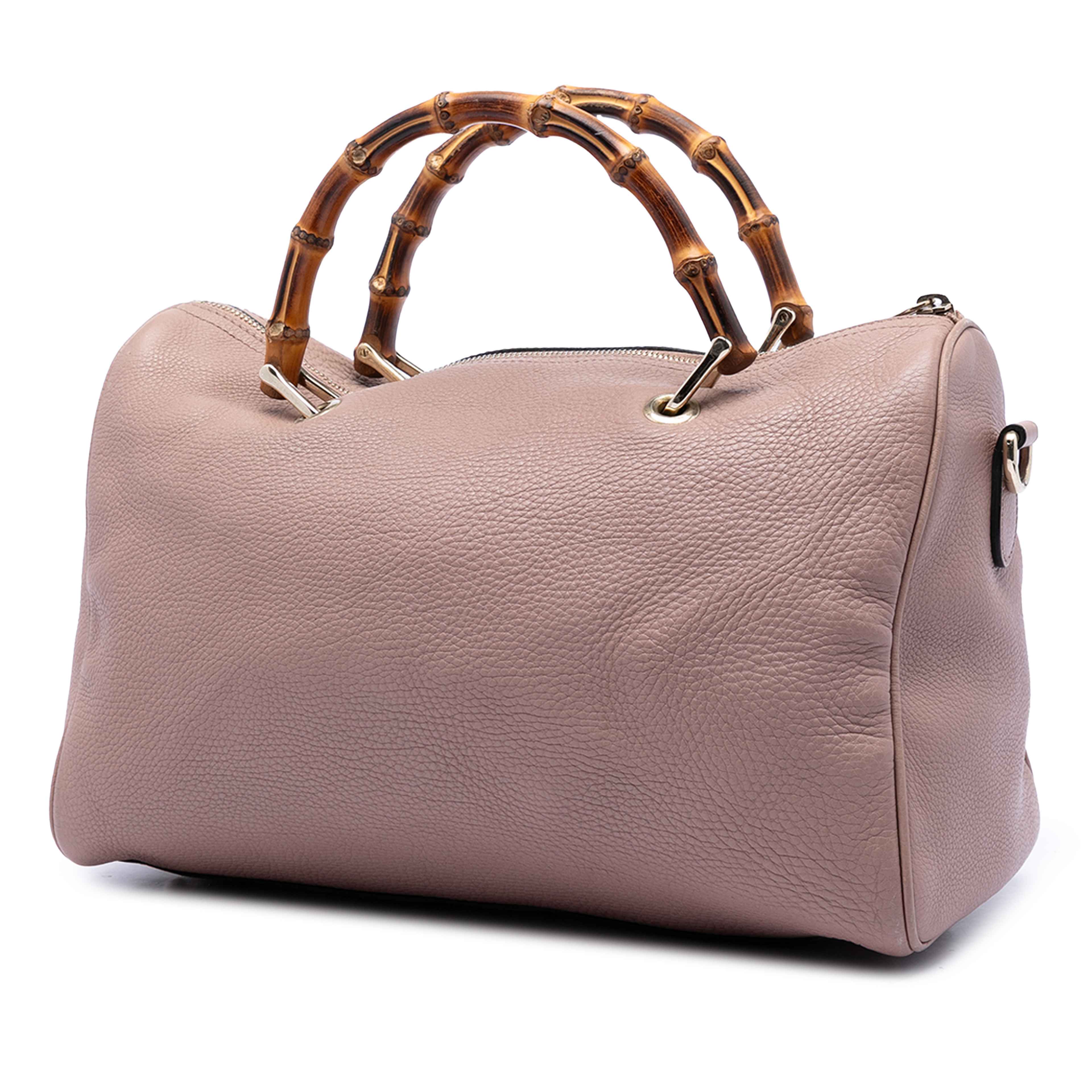 Gucci Medium Calfskin Bamboo Shopper Boston Bag, från Luxclusif, i färgen pink. Klicka för att öppna bilden i stort format