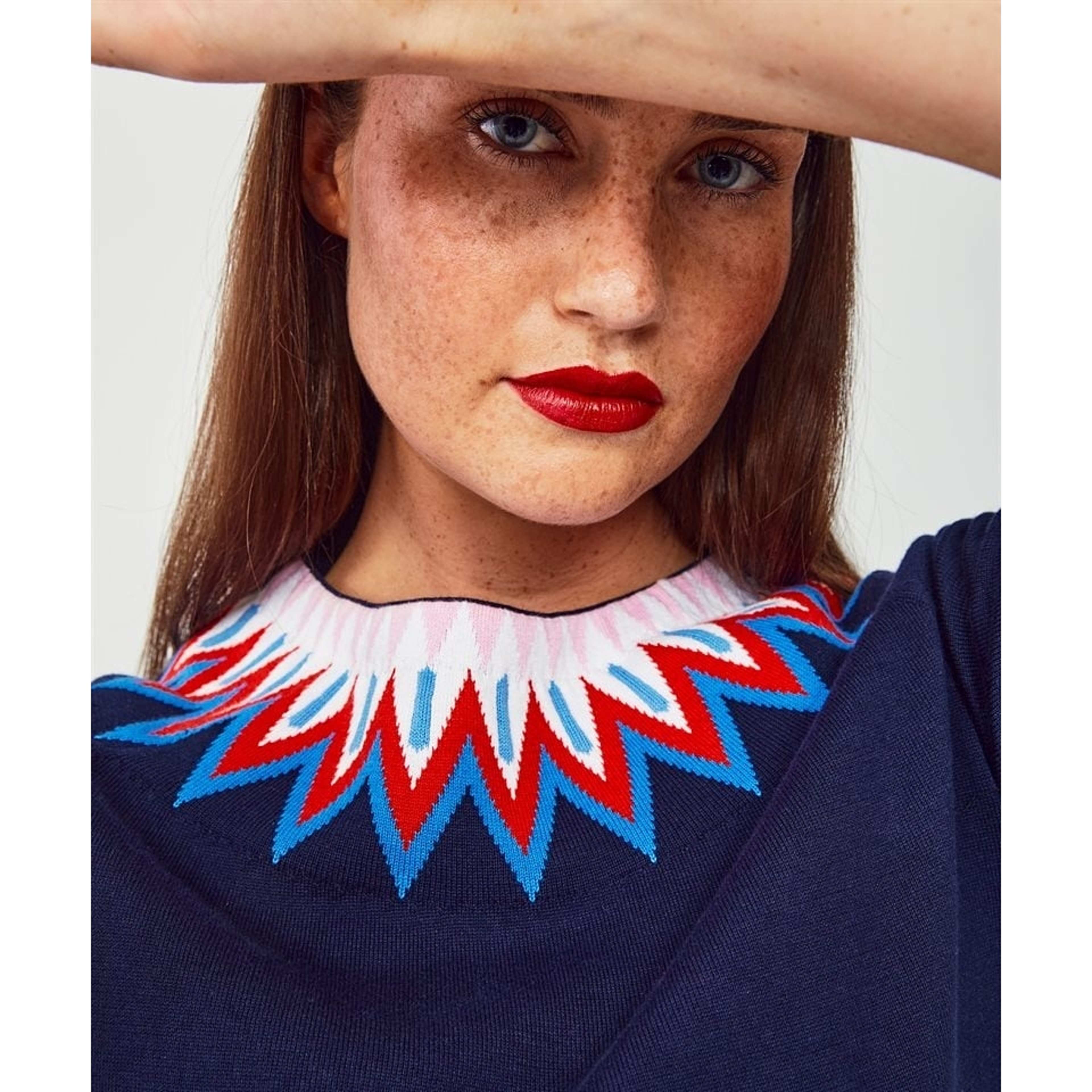 - Christina Ss Jumper Navy