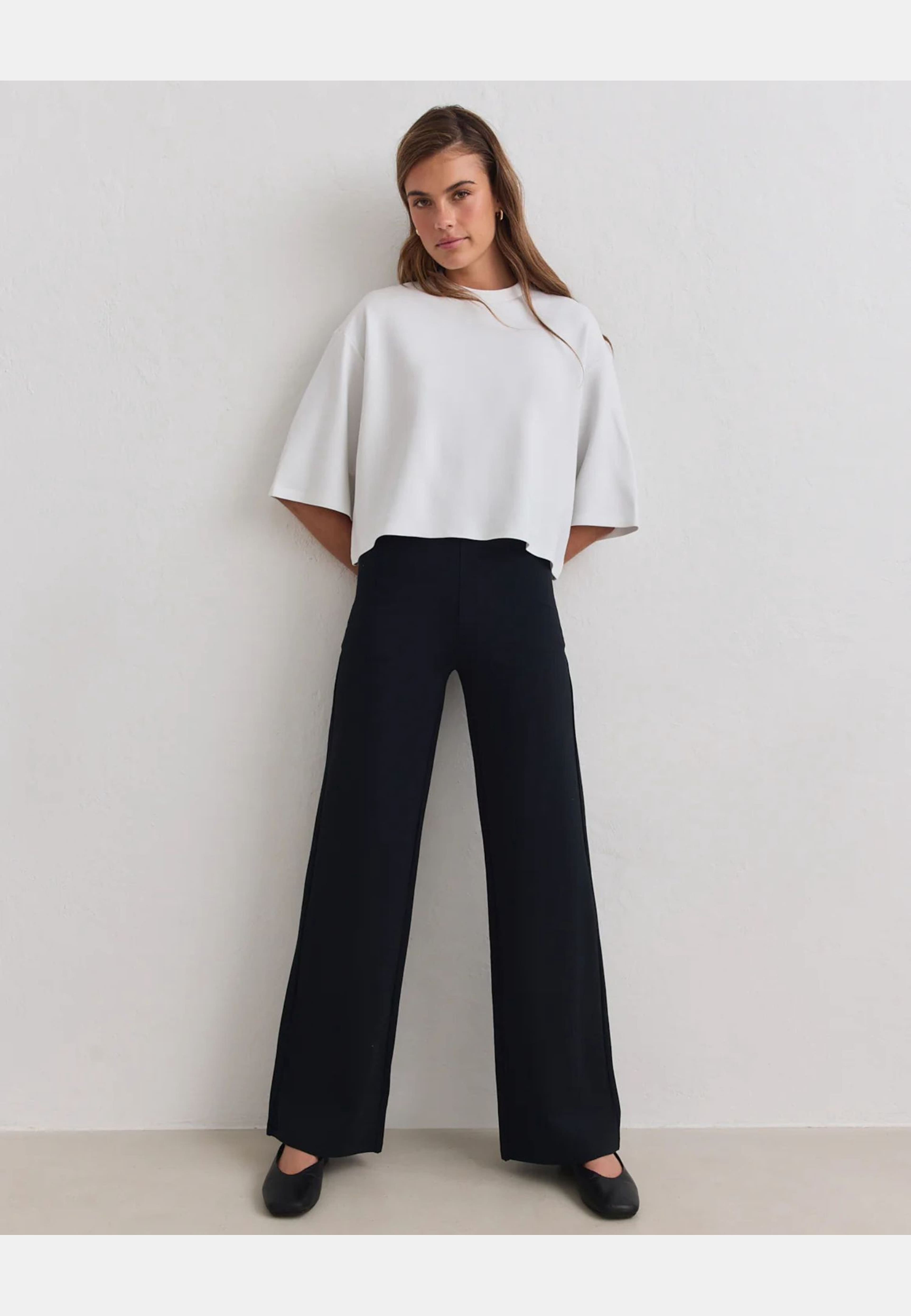 Luxe Tall Pants, från aim'n, i färgen black. Klicka för att öppna bilden i stort format