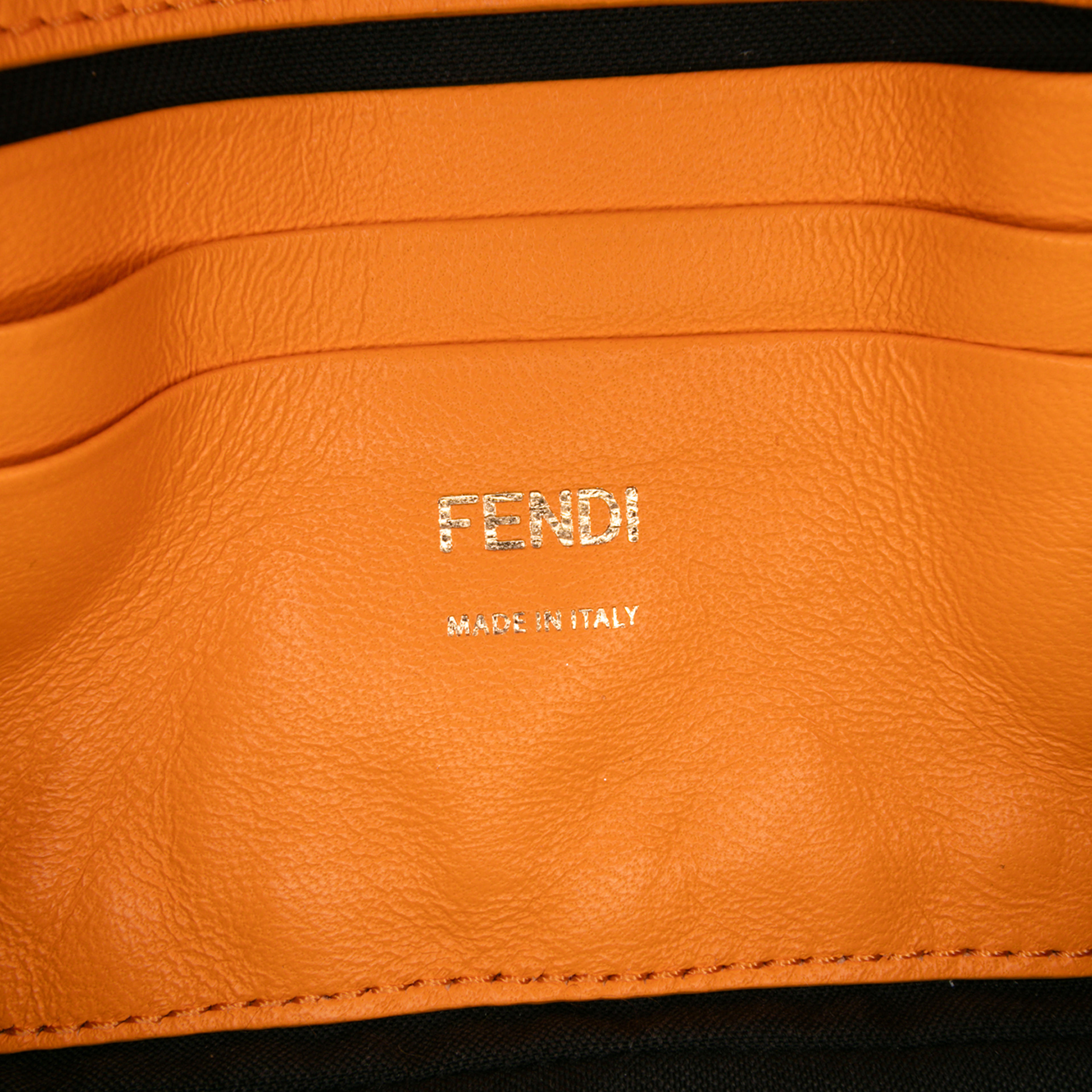 Fendi Mini Zucca Embossed Leather Baguette Satchel, från Luxclusif, i färgen orange. Klicka för att öppna bilden i stort format