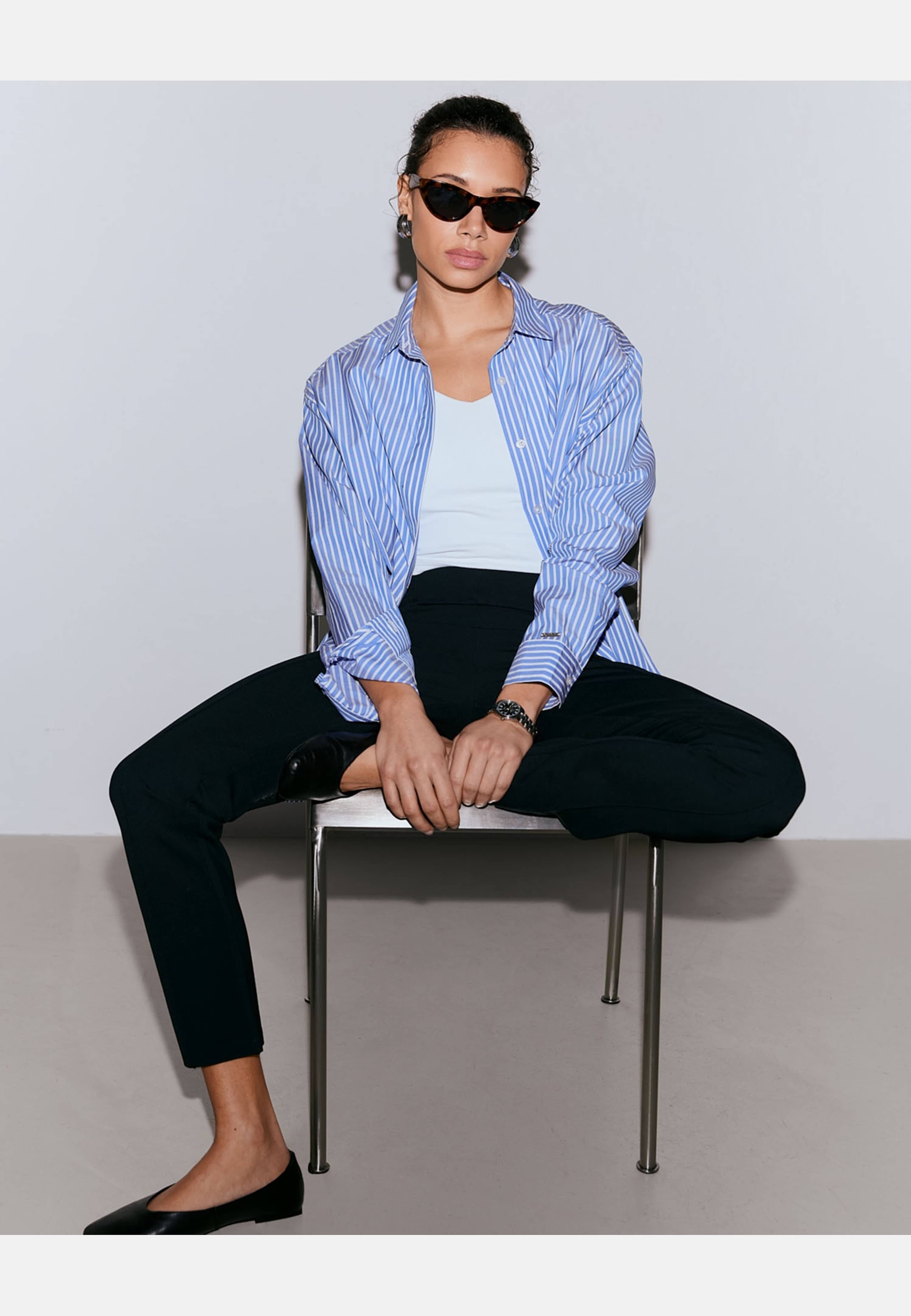 Luxe Pintuck Pants, från aim'n, i färgen black. Klicka för att öppna bilden i stort format