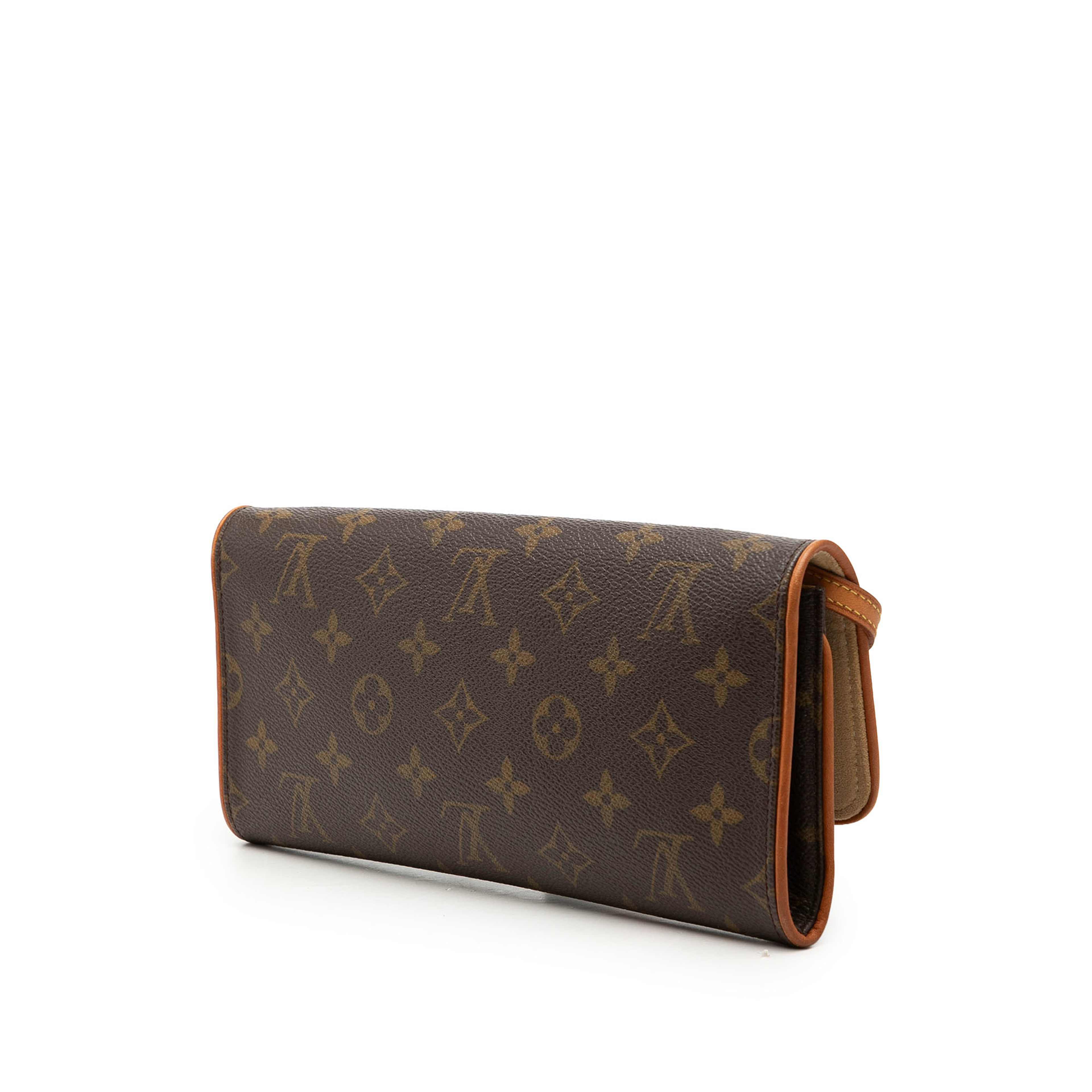 Louis Vuitton Monogram Pochette Twin Gm, från Luxclusif, i färgen brun. Klicka för att öppna bilden i stort format