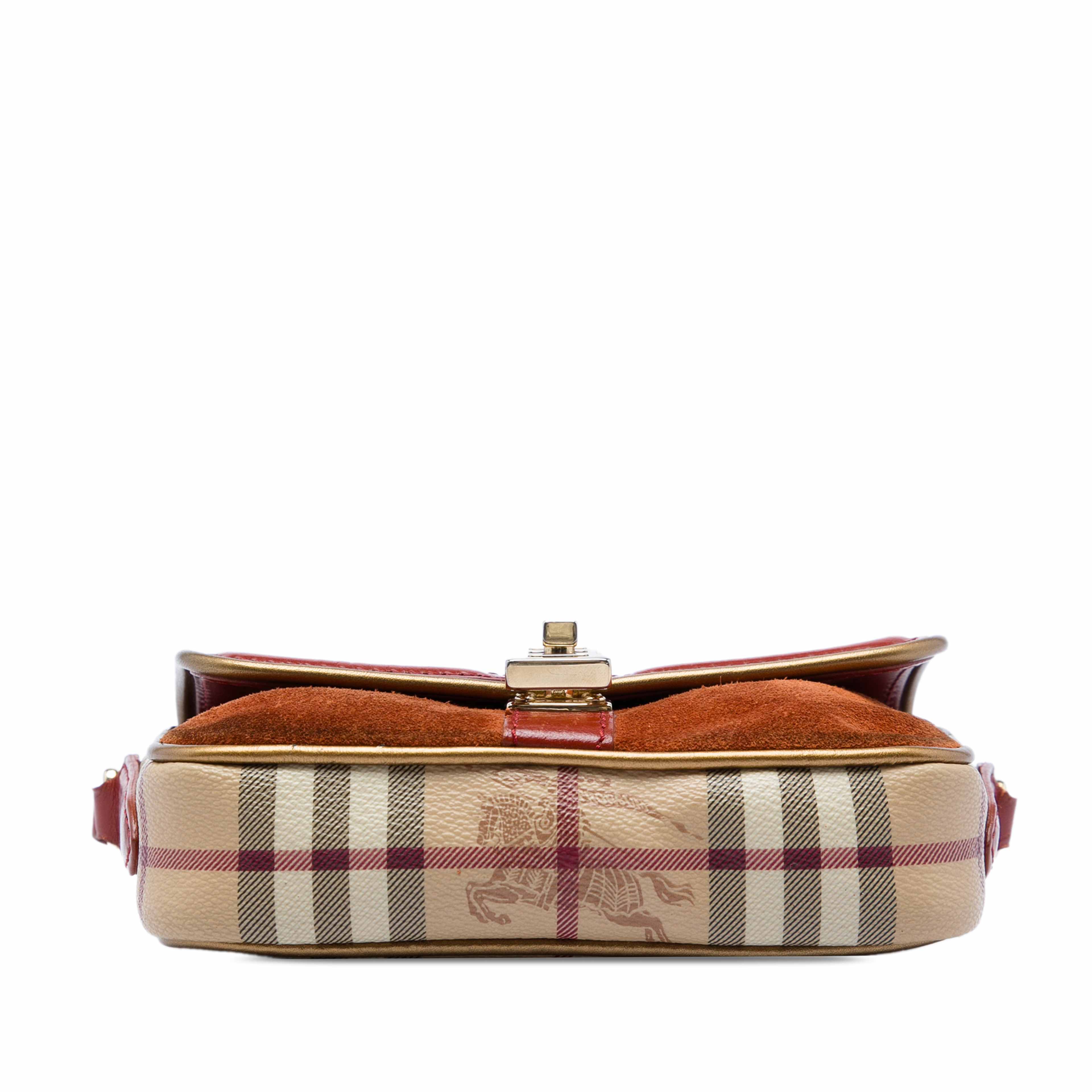 Burberry Mini Haymarket Check Coated Canvas And Suede Berkeley Crossbody, från Luxclusif, i färgen beige. Klicka för att öppna bilden i stort format