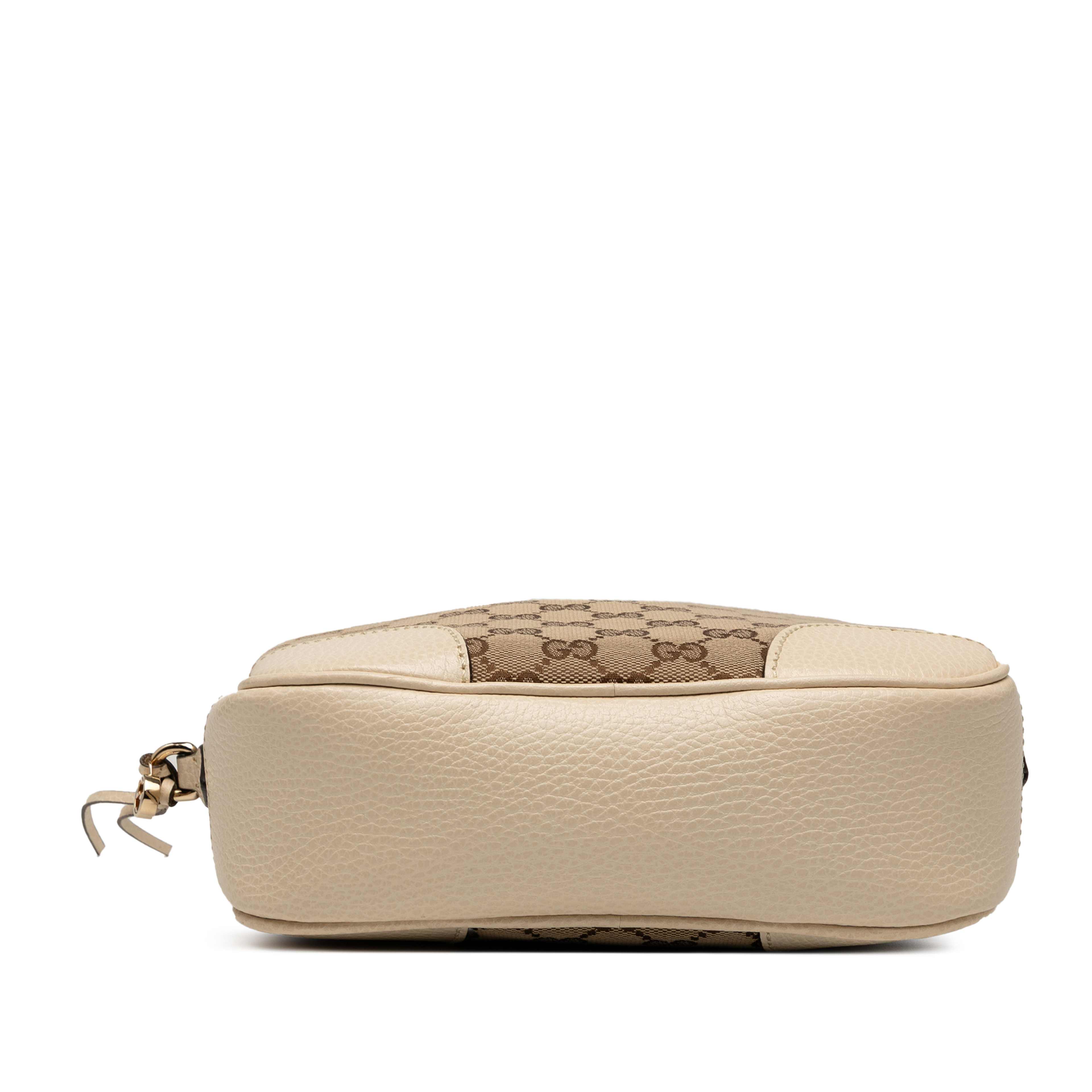 Gucci Gg Canvas Bree Crossbody, från Luxclusif, i färgen beige. Klicka för att öppna bilden i stort format