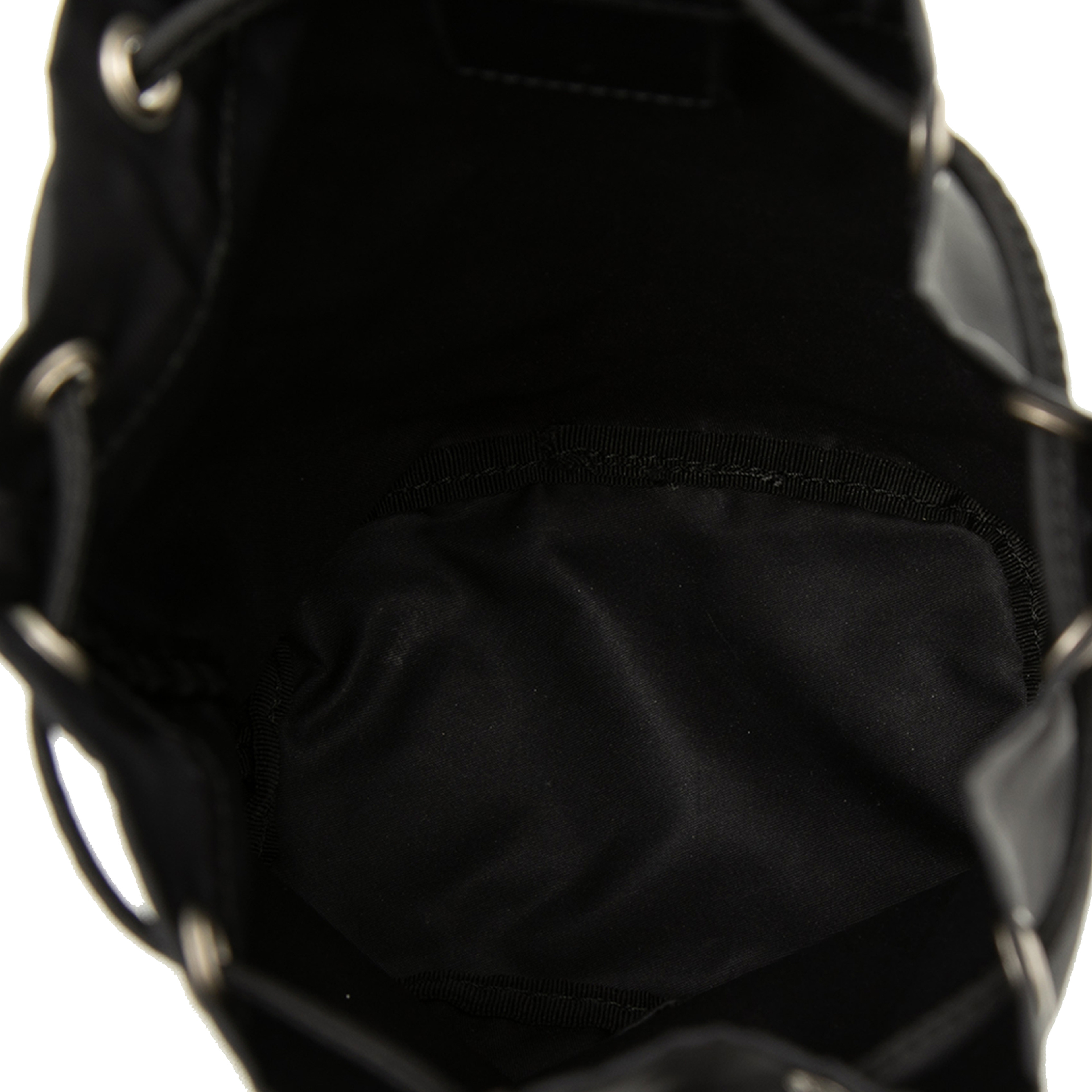 Prada Tessuto Drawstring Pouch, från Luxclusif, i färgen black. Klicka för att öppna bilden i stort format