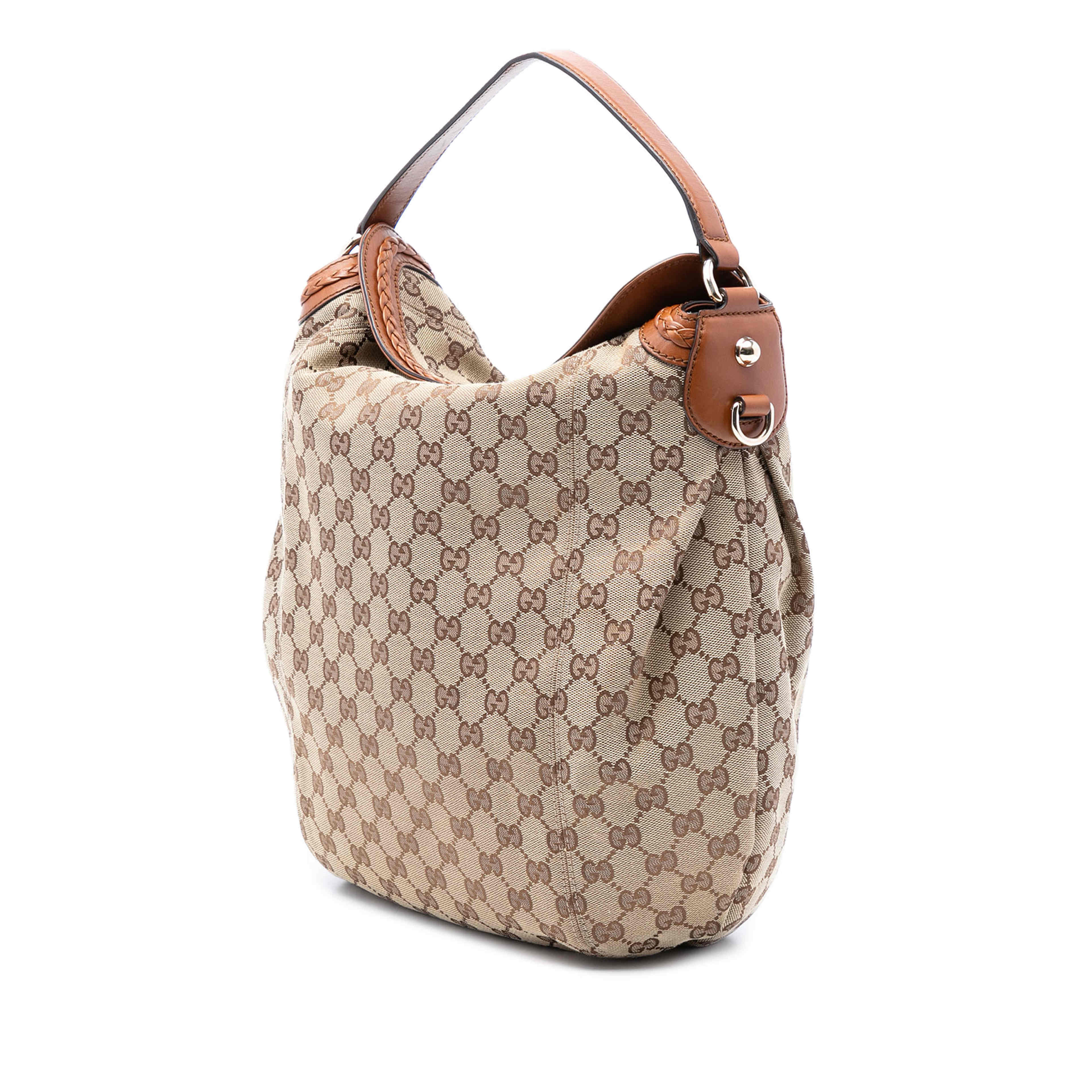 Gucci Medium Gg Canvas Brick Lane Convertible Hobo, från Luxclusif, i färgen beige. Klicka för att öppna bilden i stort format