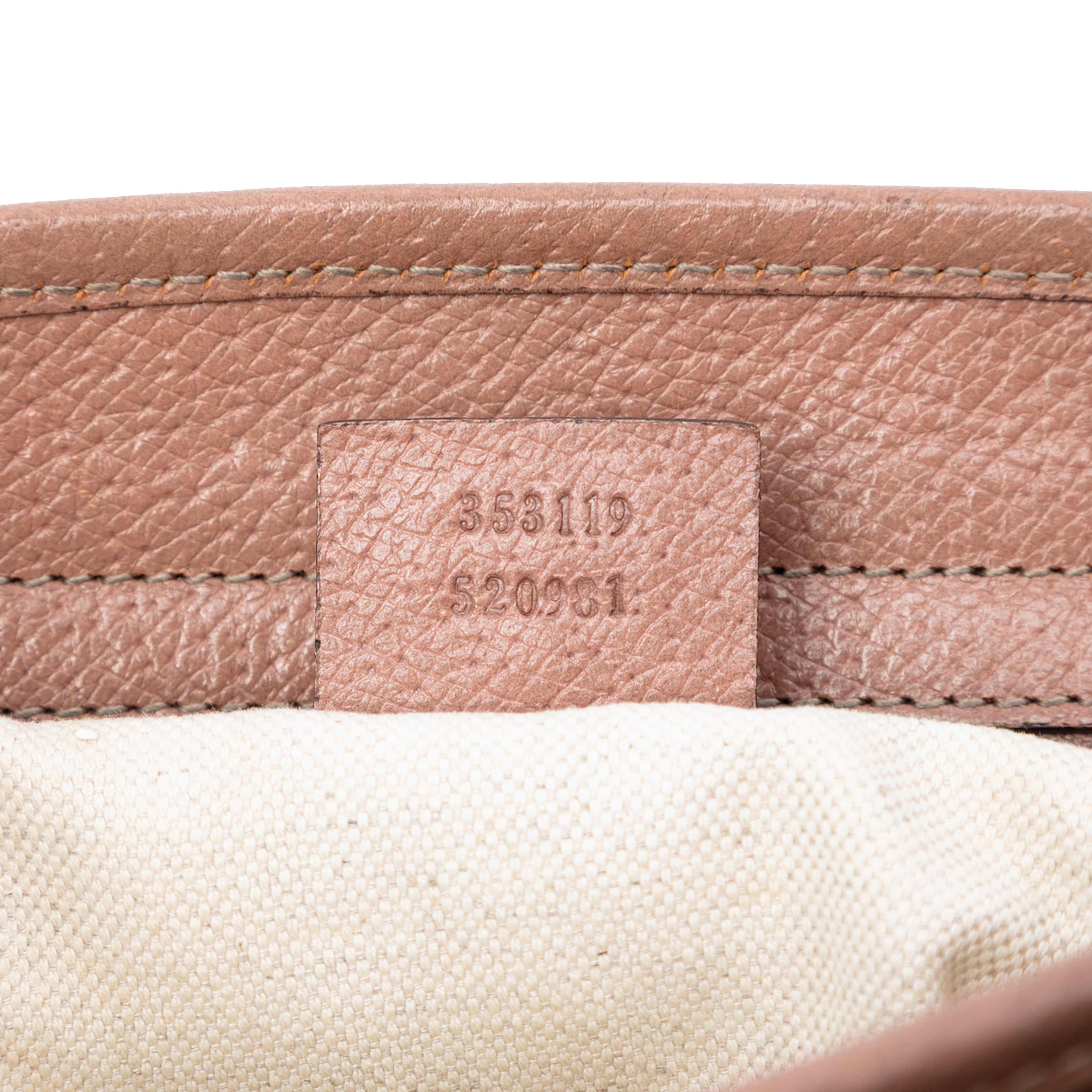 Gucci Gg Canvas Bree Tote, från Luxclusif, i färgen beige. Klicka för att öppna bilden i stort format