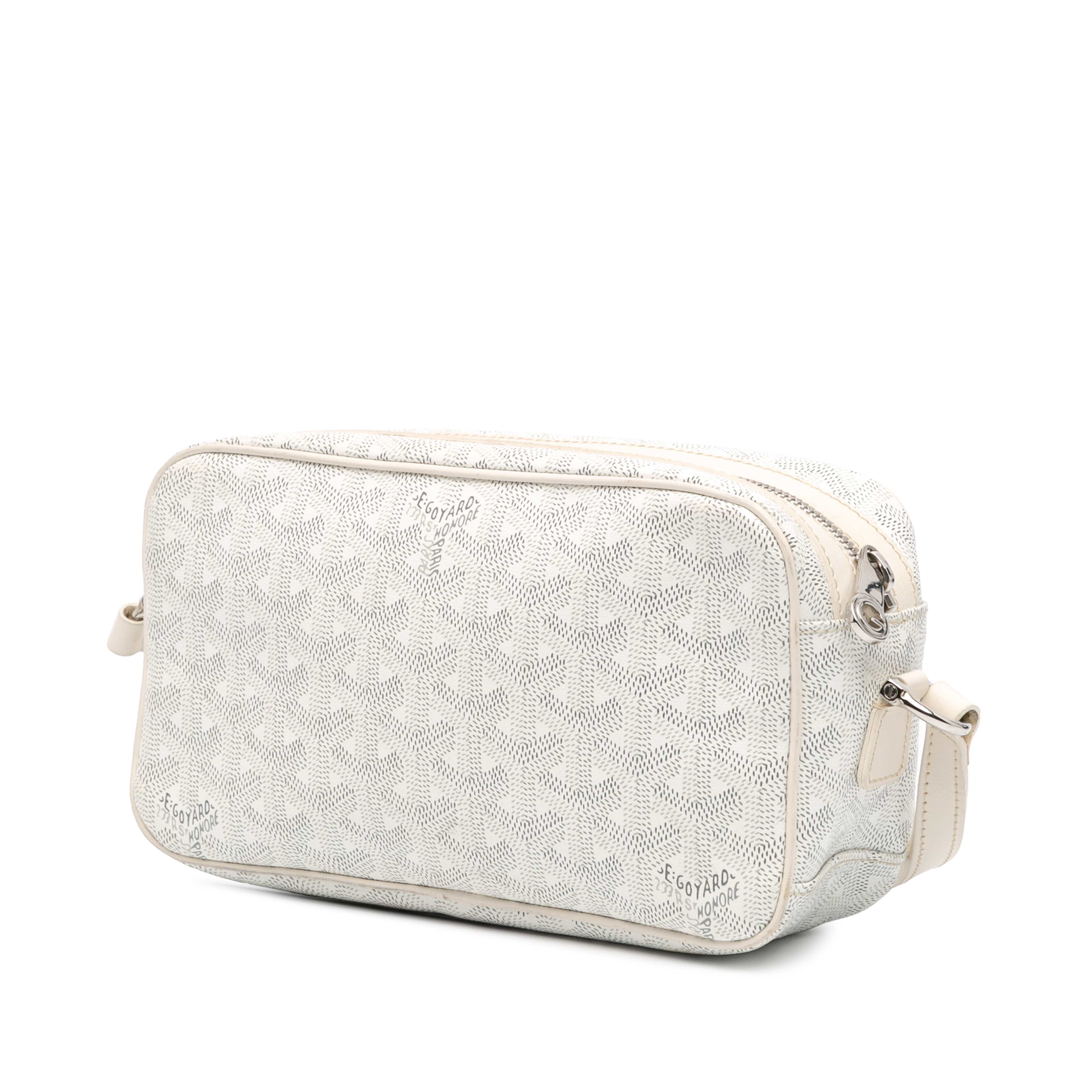 Goyard Goyardine Sac Cap Vert, från Luxclusif, i färgen white. Klicka för att öppna bilden i stort format
