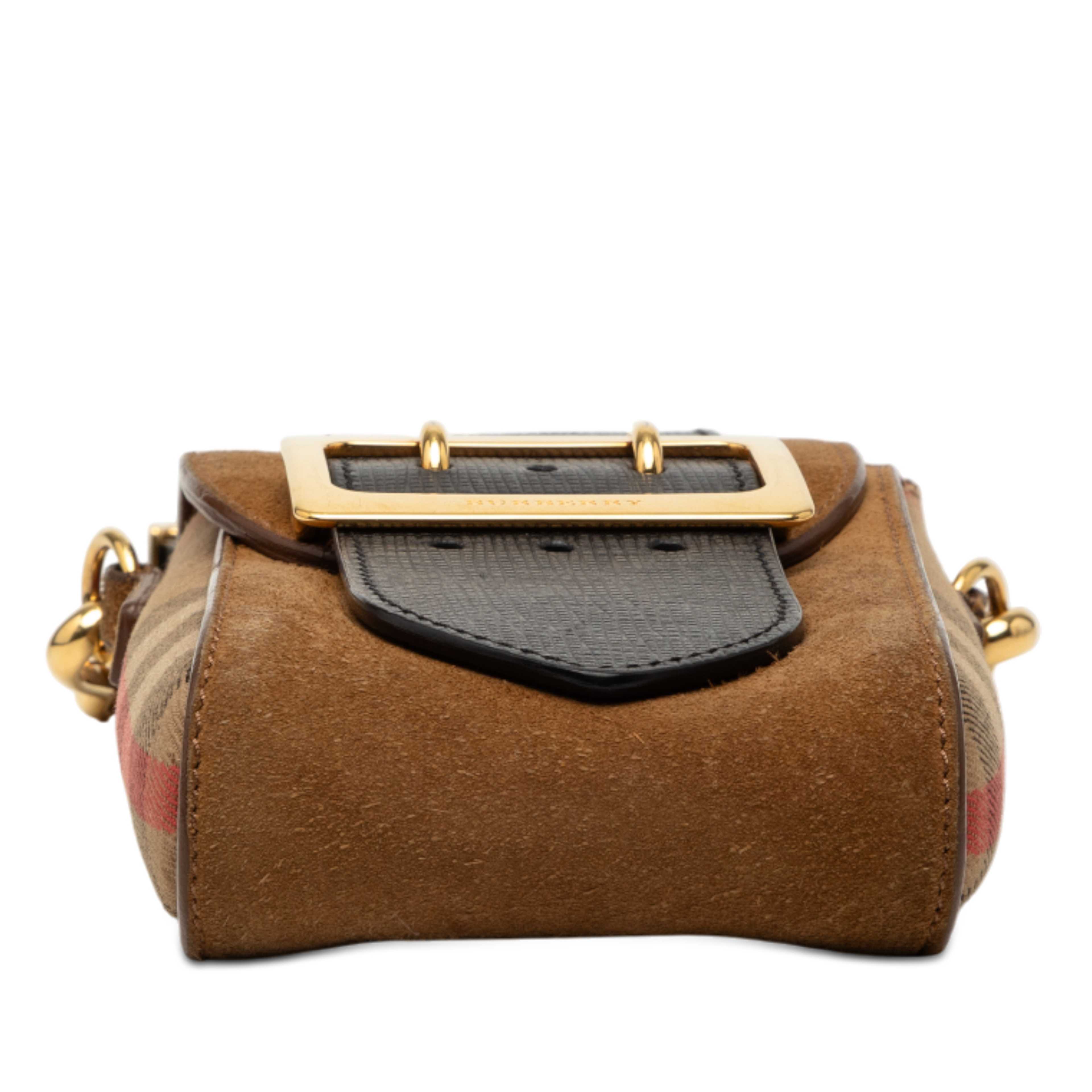 Burberry House Check Canvas And Suede Vertical Belt Buckle Handbag, från Luxclusif, i färgen light brown. Klicka för att öppna bilden i stort format