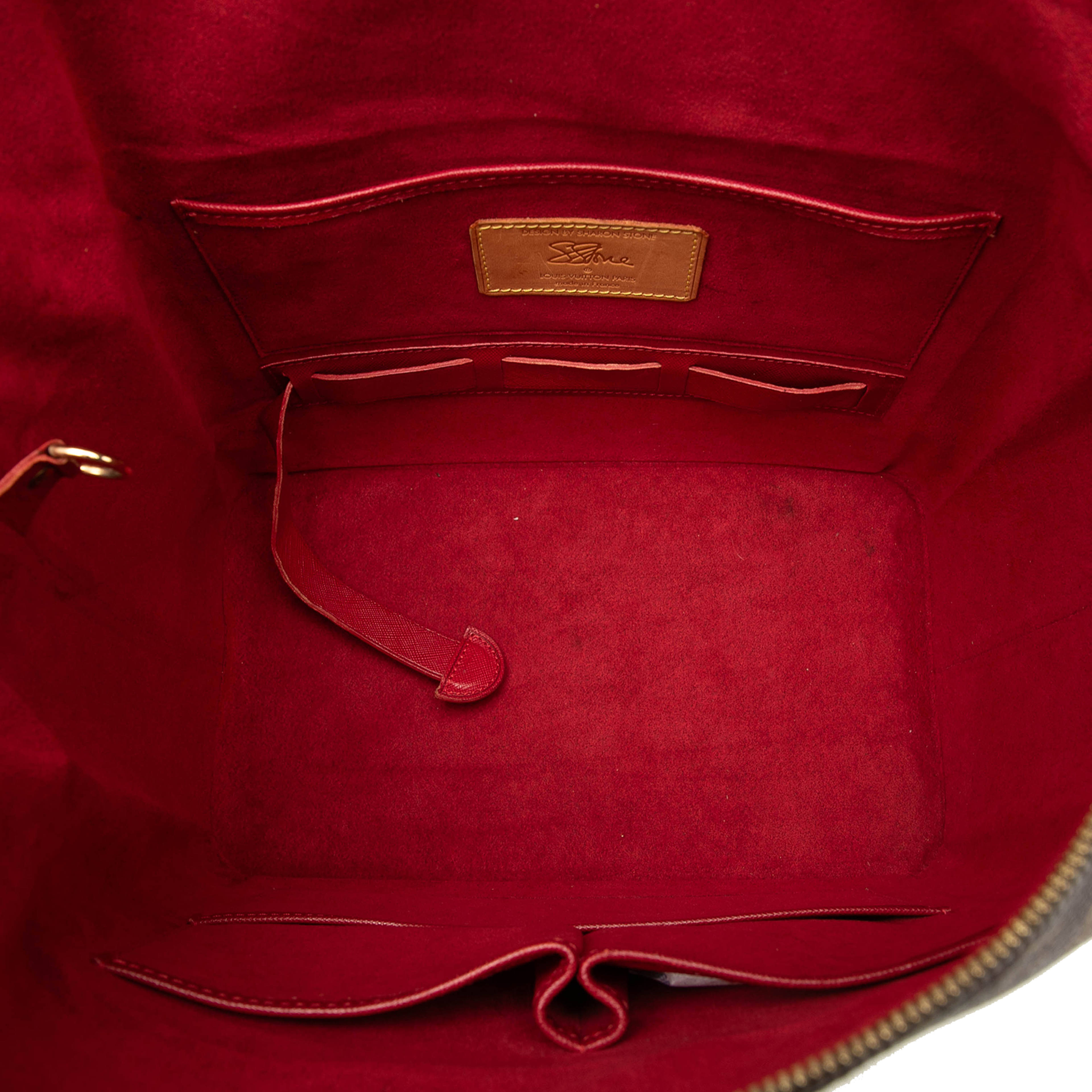 Louis Vuitton Monogram Amfar Three, från Luxclusif, i färgen brun. Klicka för att öppna bilden i stort format