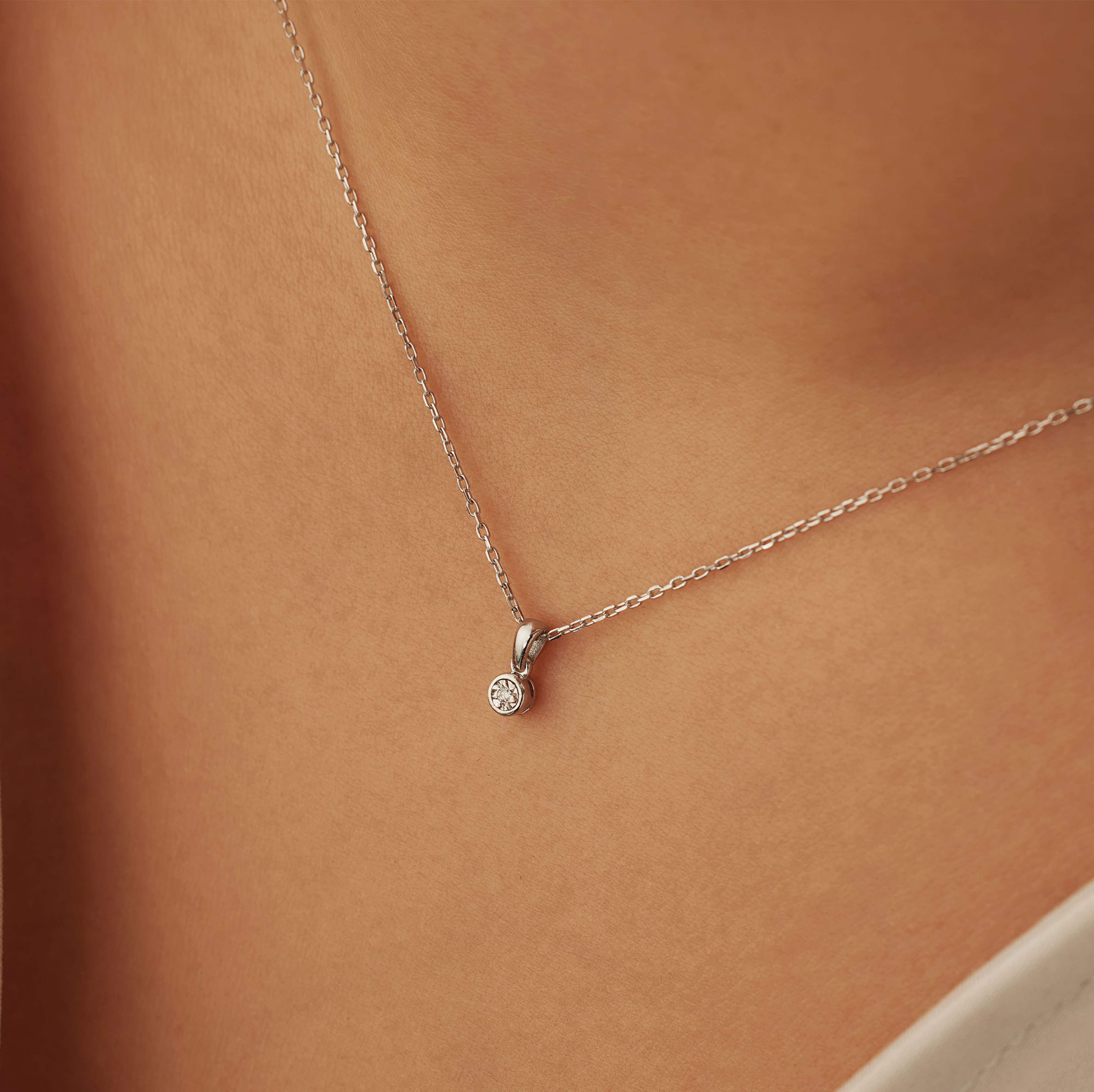 De La Paix 14 Karat Vitguld Halsband