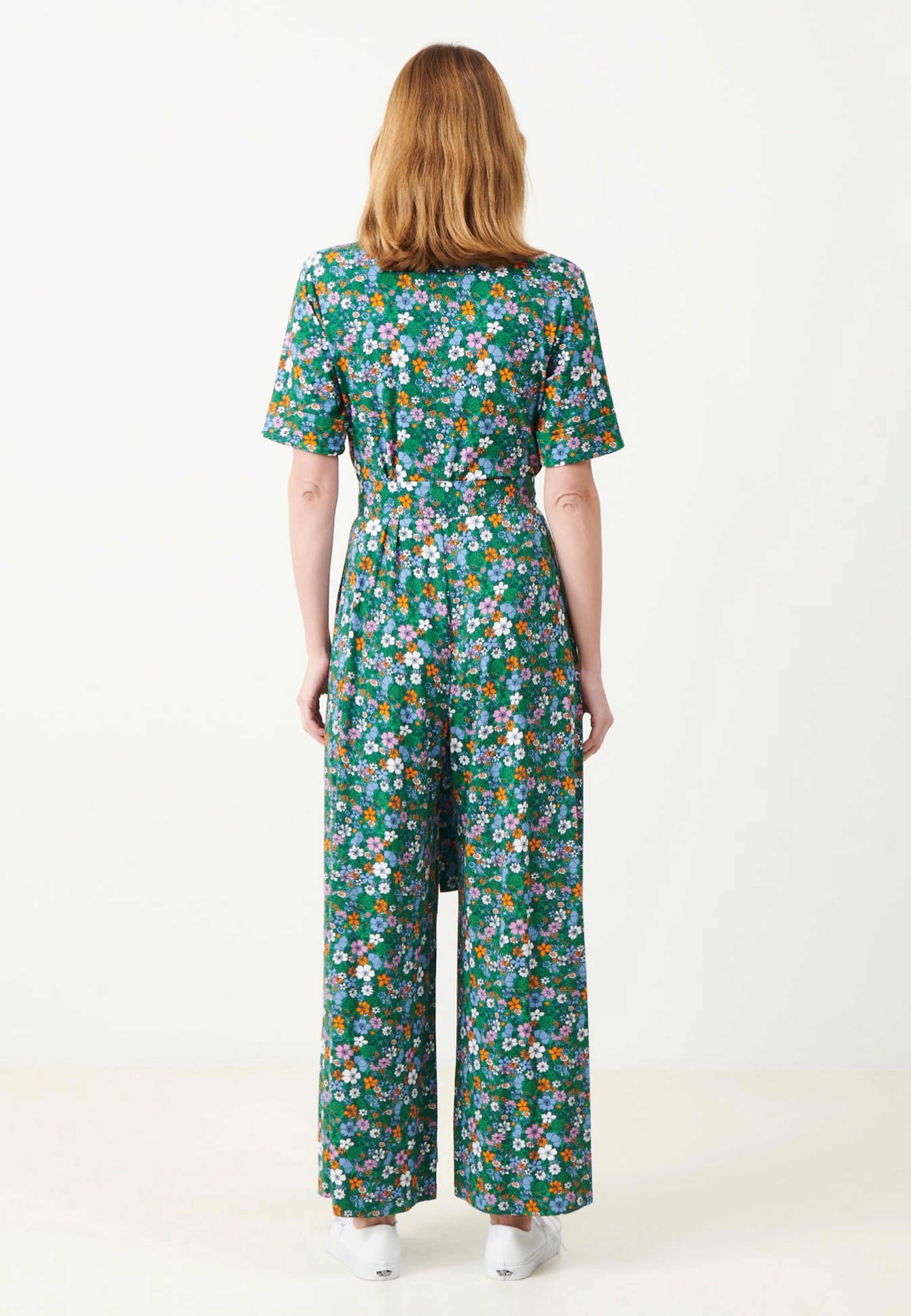 Katrina Jumpsuit, från Jumperfabriken, i färgen green. Klicka för att öppna bilden i stort format