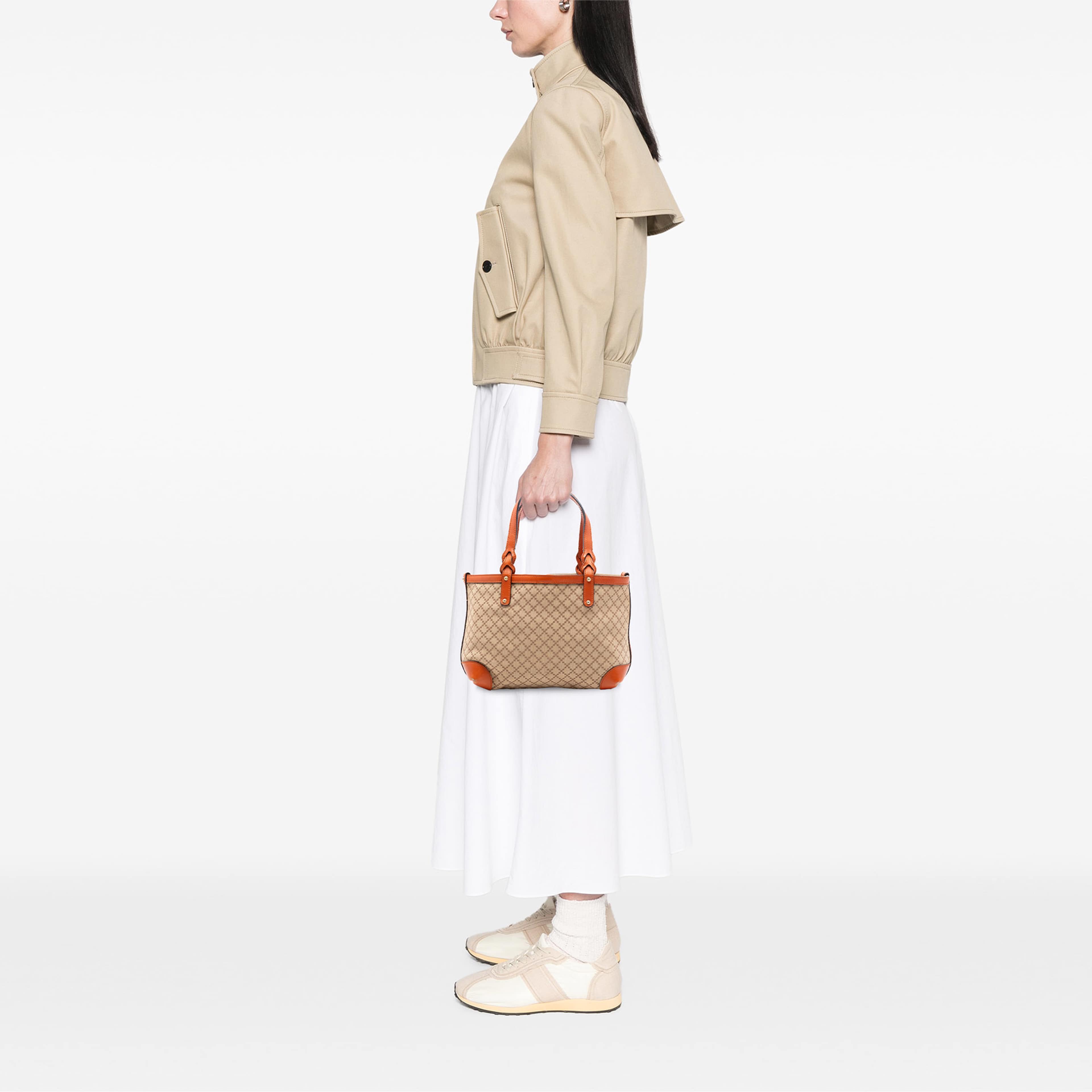 Gucci Small Diamante Canvas Craft Tote, från Luxclusif, i färgen orange. Klicka för att öppna bilden i stort format