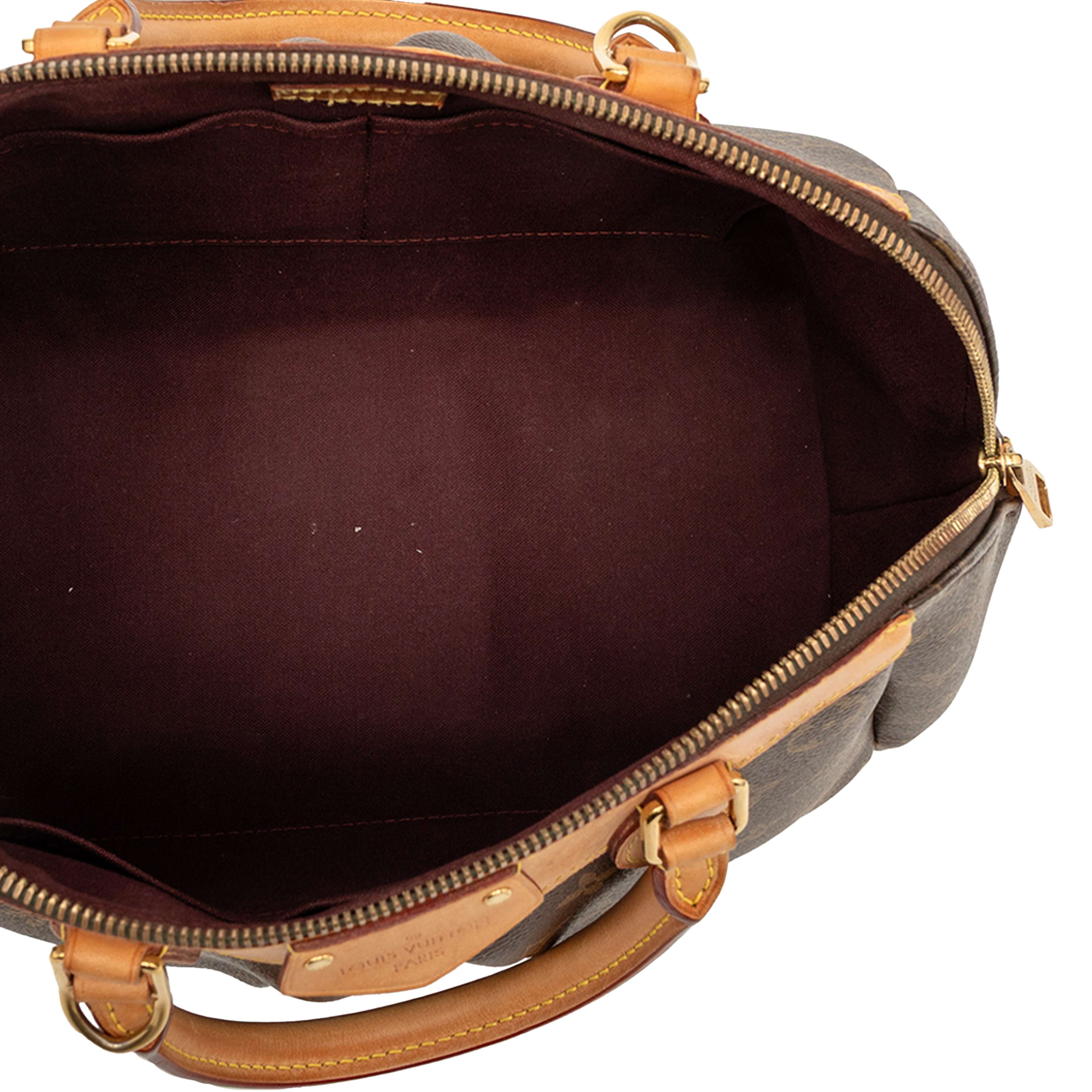 Louis Vuitton Monogram Segur, från Luxclusif, i färgen brown. Klicka för att öppna bilden i stort format