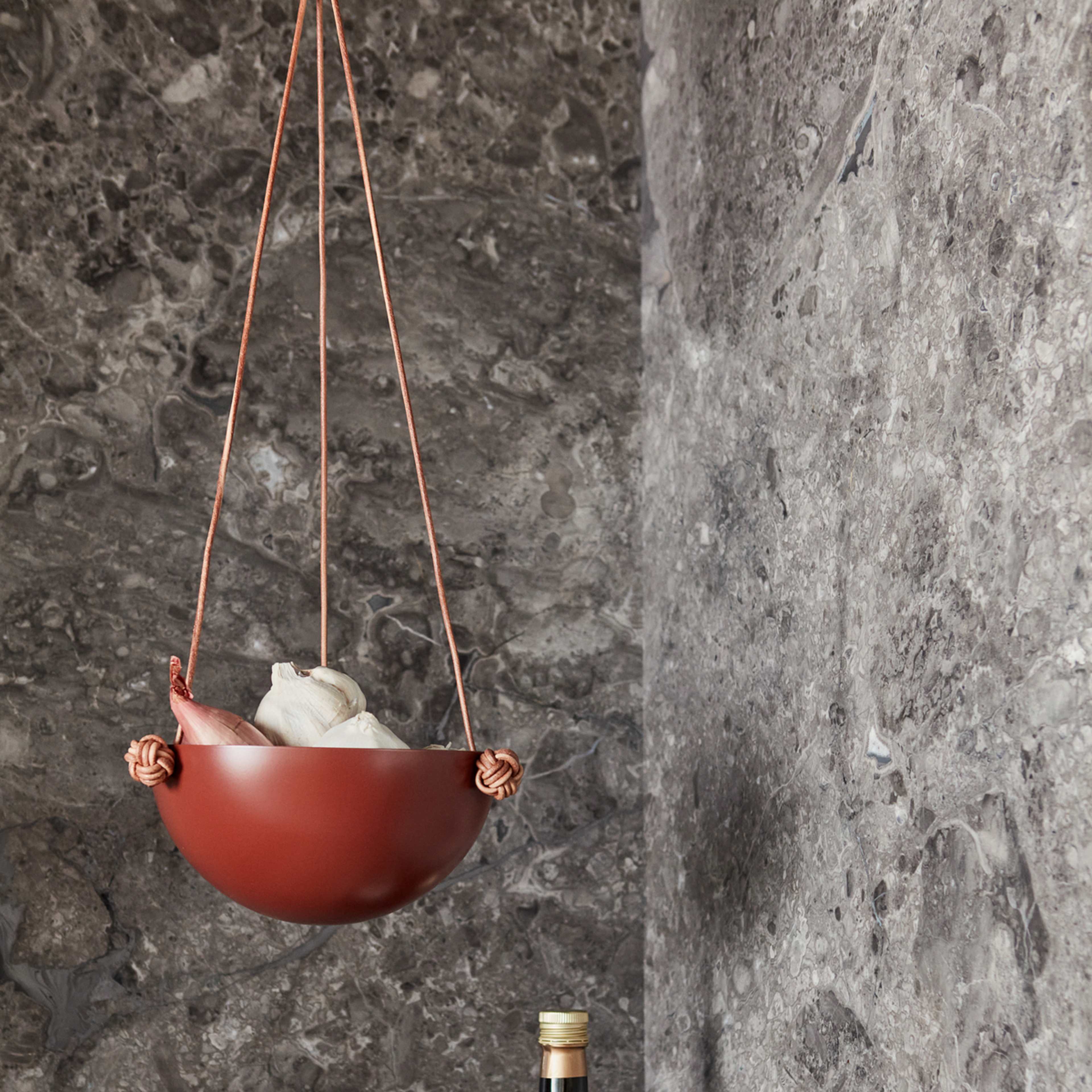 Hoop Mill Grinder, från OYOY Living, i färgen nature. Klicka för att öppna bilden i stort format