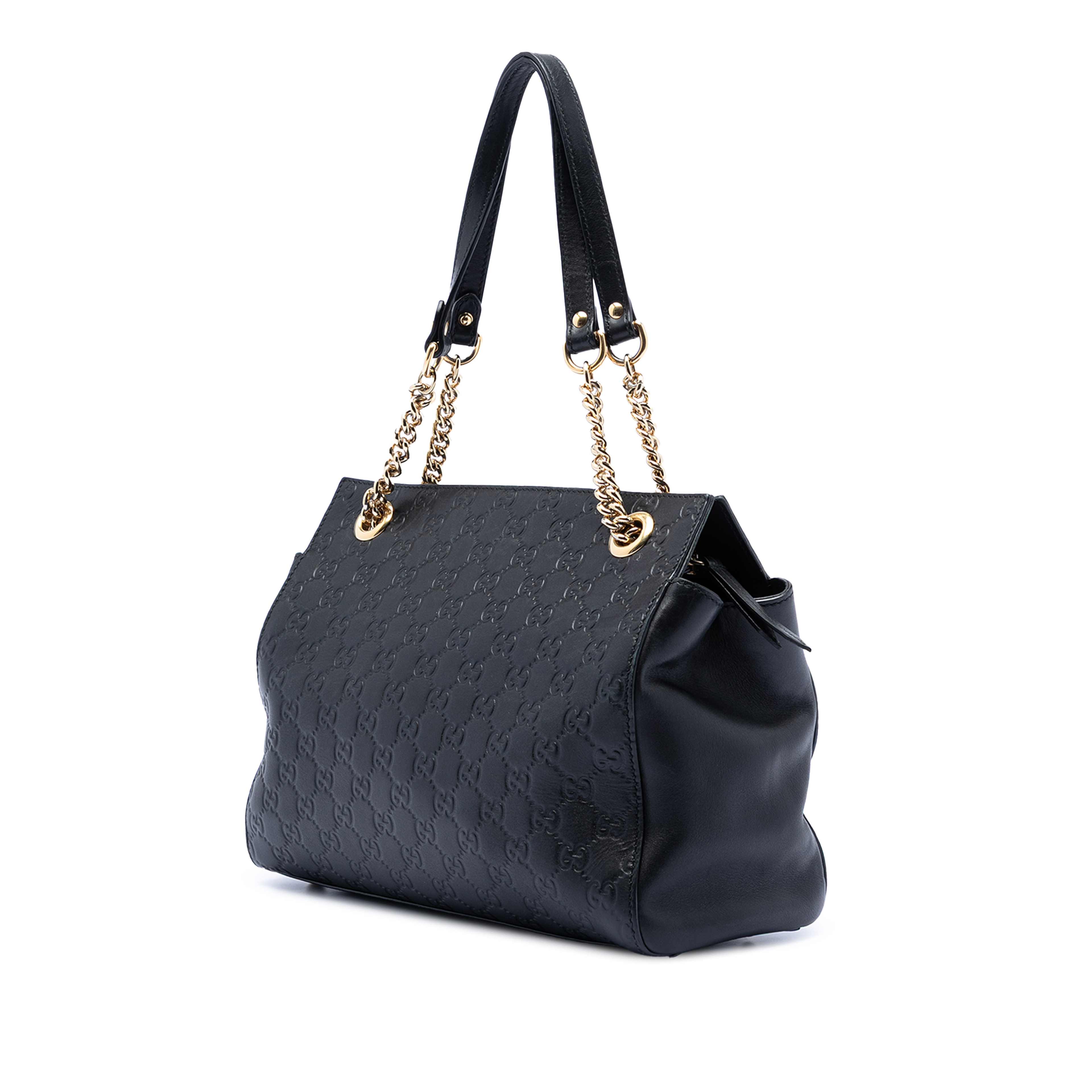 Gucci Medium Guccissima Soft Shoulder Bag, från Luxclusif, i färgen black. Klicka för att öppna bilden i stort format