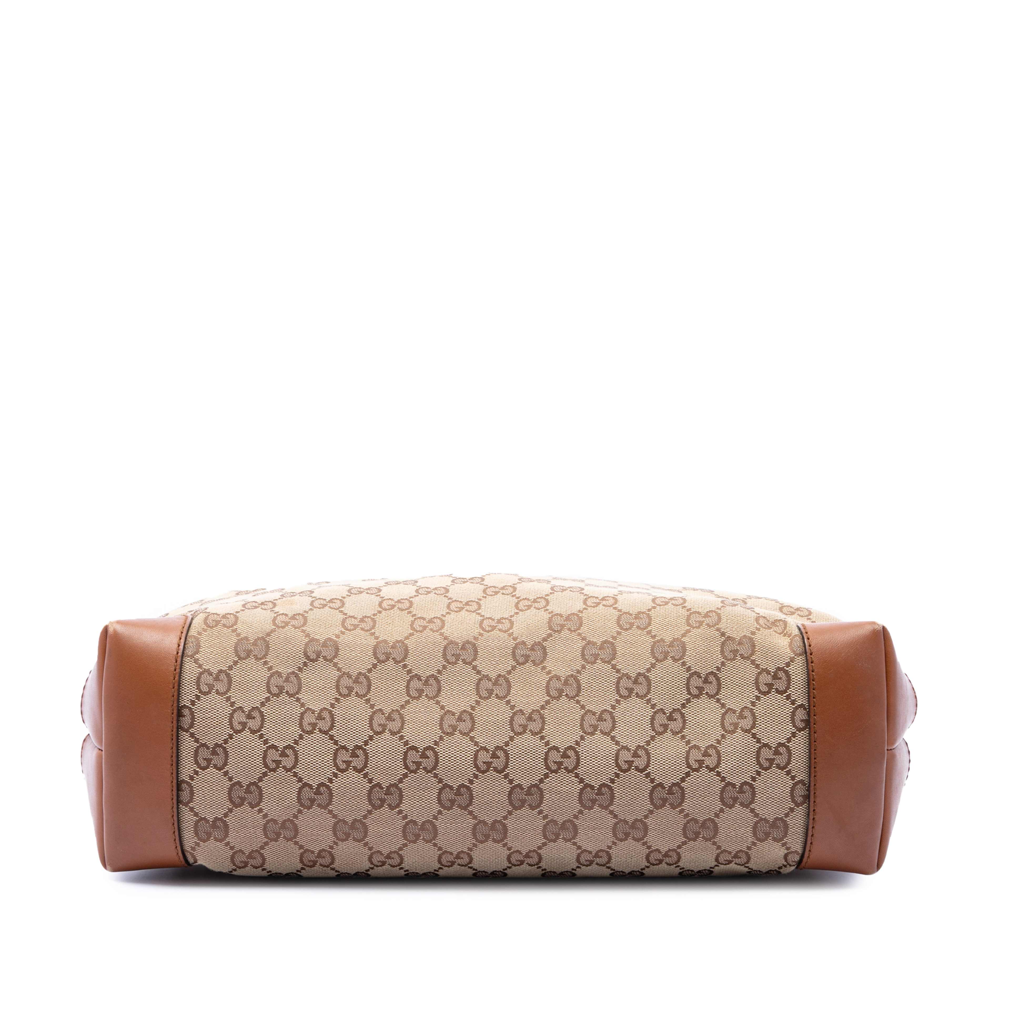 Gucci Gg Canvas Web Crossbody, från Luxclusif, i färgen beige. Klicka för att öppna bilden i stort format