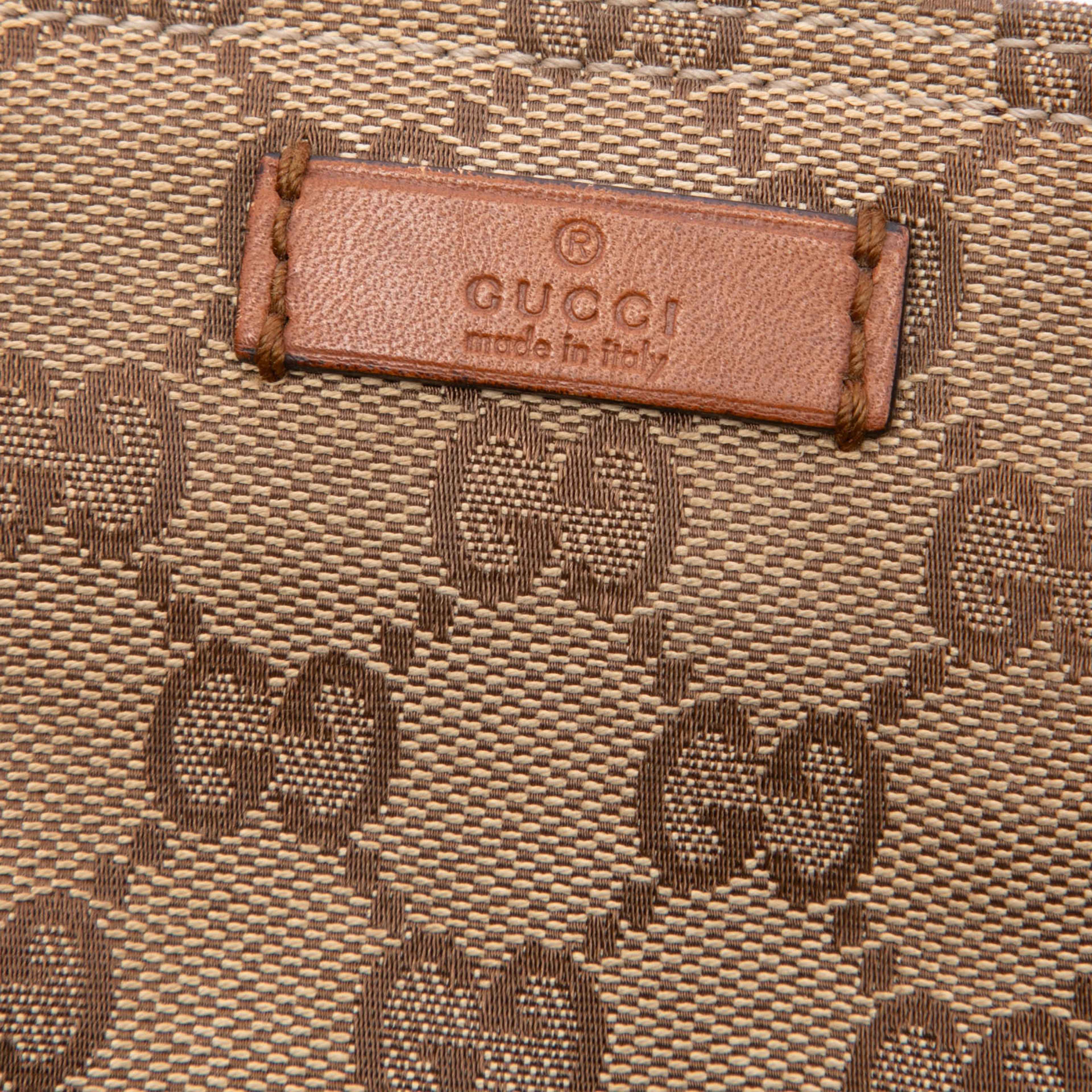 Gucci Gg Canvas Web Crossbody, från Luxclusif, i färgen beige. Klicka för att öppna bilden i stort format