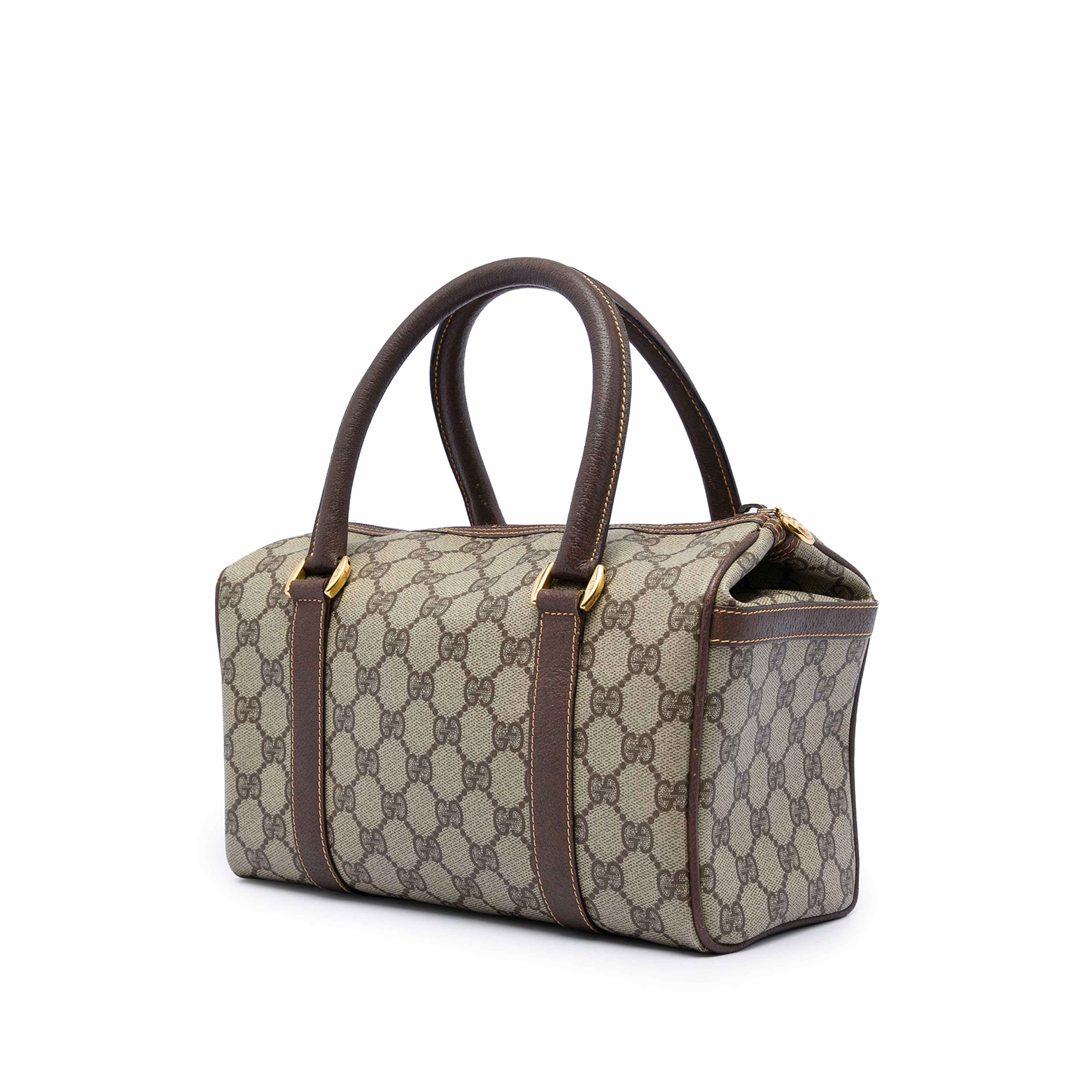 Gucci Gg Supreme Boston Bag, från Luxclusif, i färgen beige. Klicka för att öppna bilden i stort format