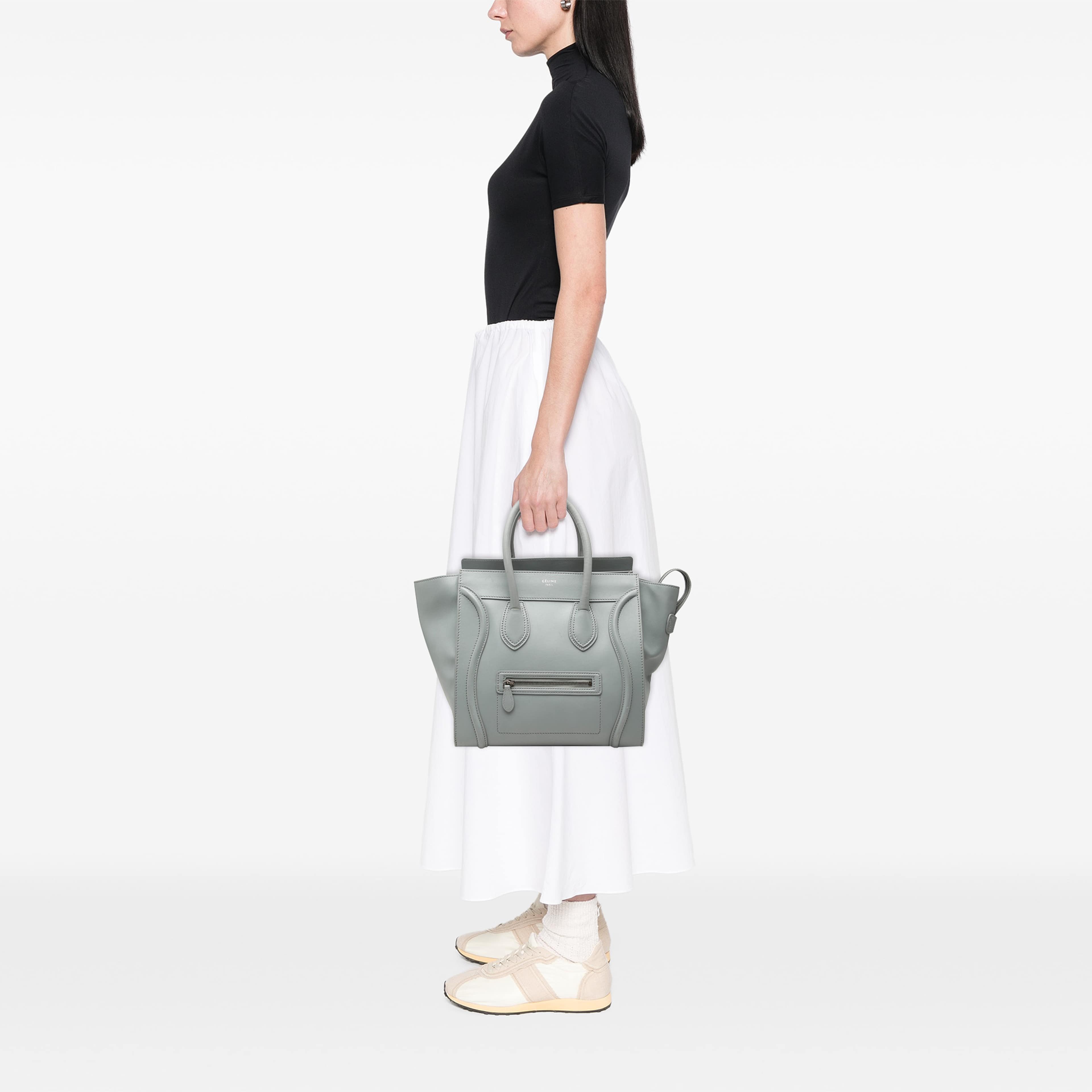 Celine Mini Leather Luggage Tote, från Luxclusif, i färgen grå. Klicka för att öppna bilden i stort format