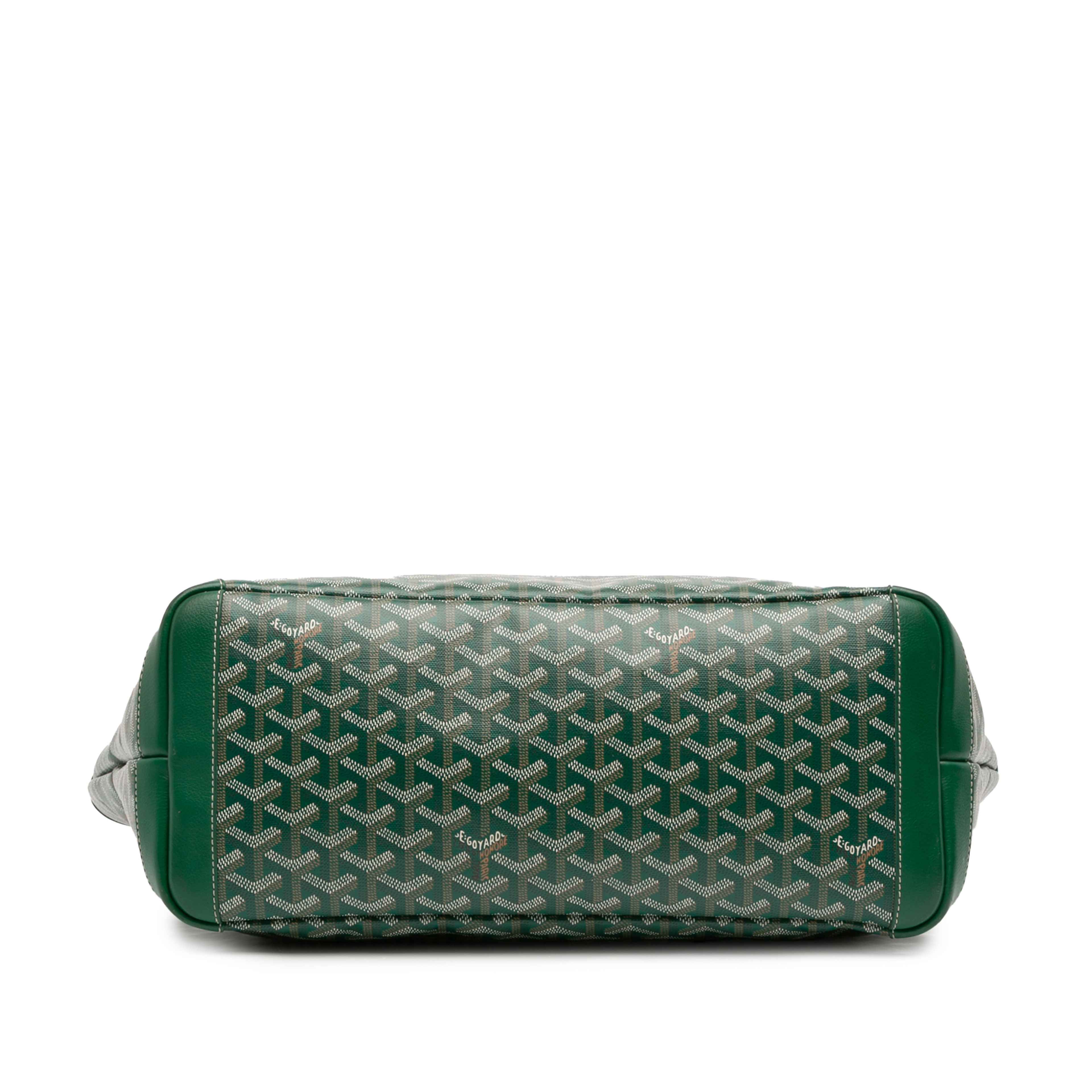 Goyard Goyardine Artois Mm, från Luxclusif, i färgen green. Klicka för att öppna bilden i stort format