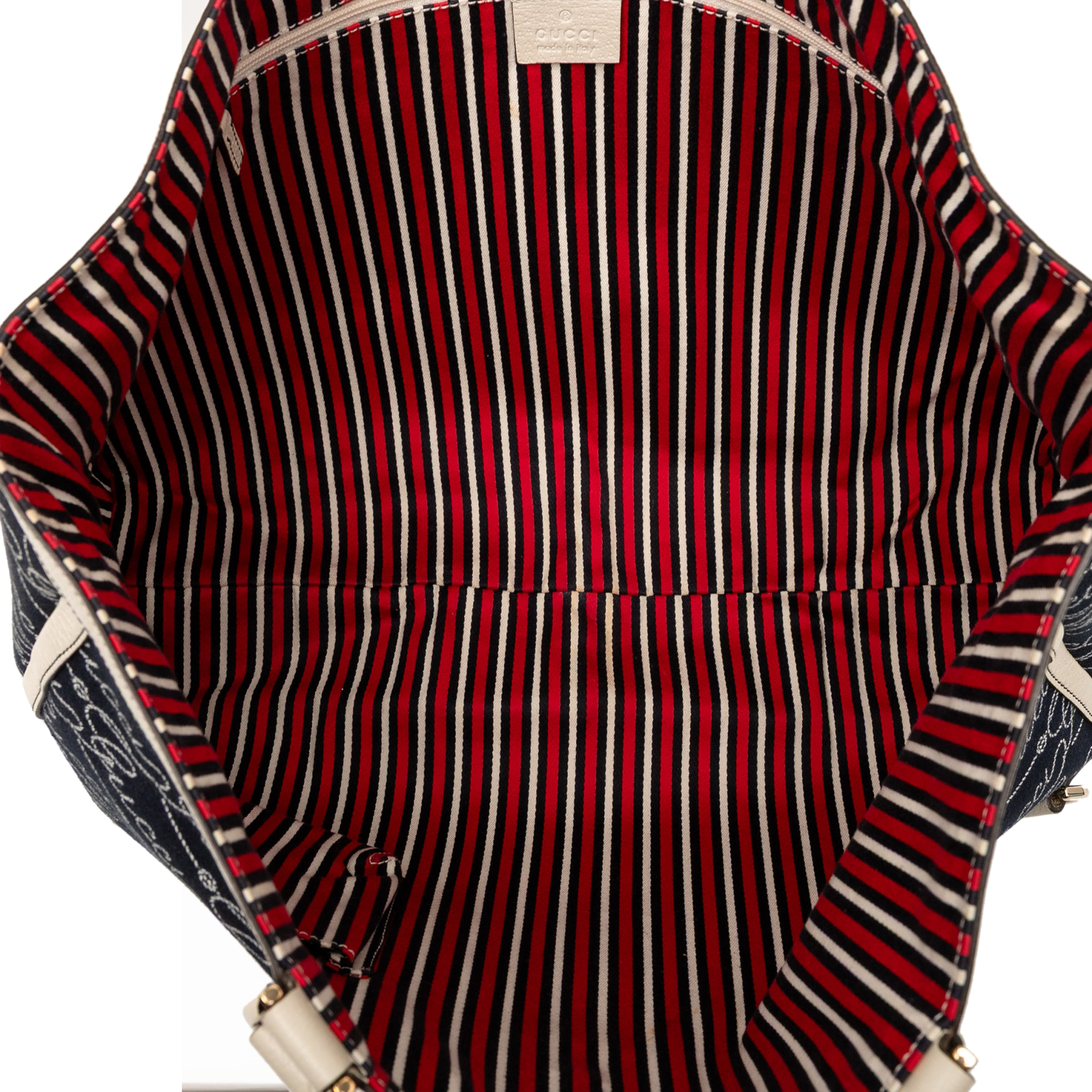 Gucci 85th Anniversary Canvas Logo Abbey D Ring Tote, från Luxclusif, i färgen dark blue. Klicka för att öppna bilden i stort format