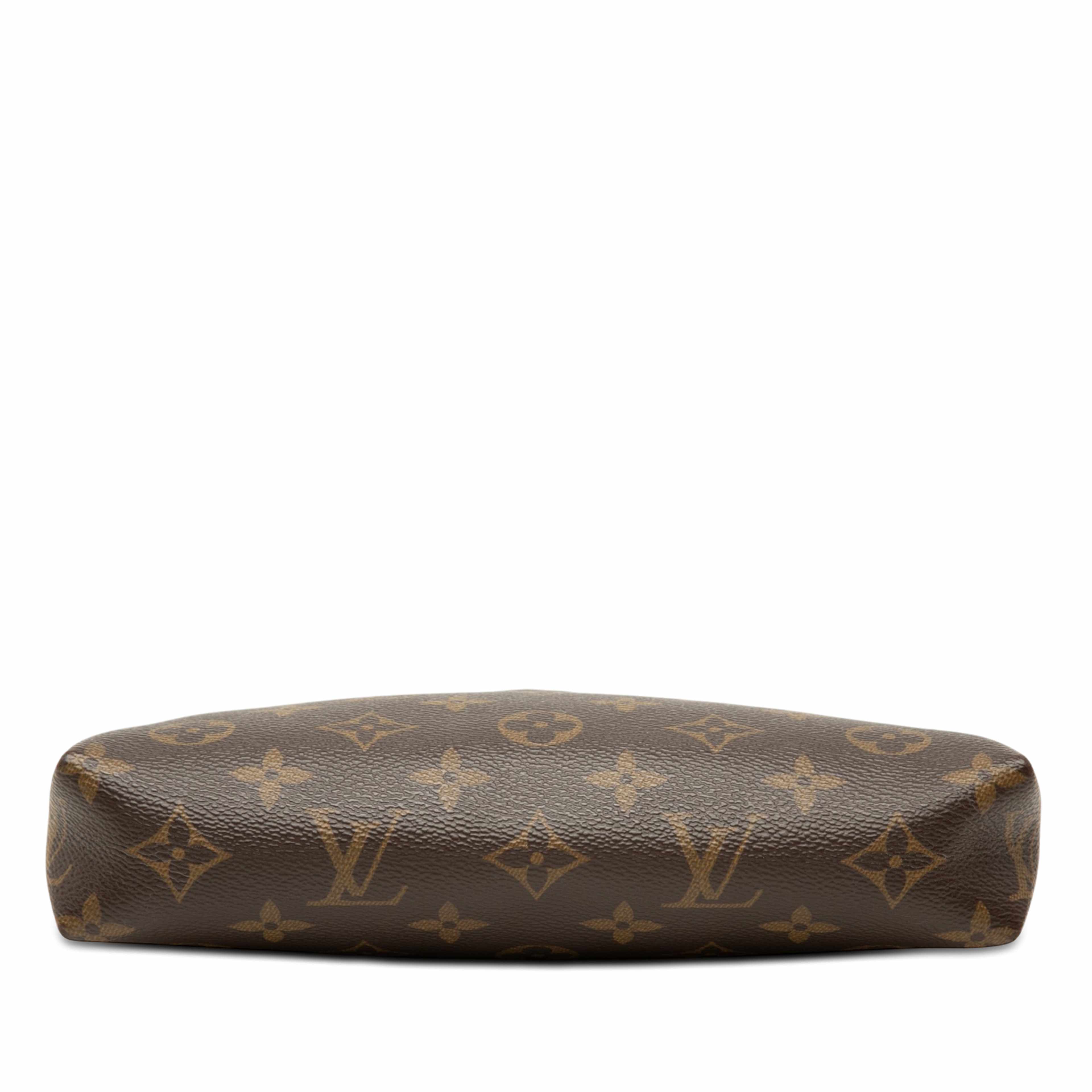 Louis Vuitton Monogram Pallas Clutch, från Luxclusif, i färgen brun. Klicka för att öppna bilden i stort format
