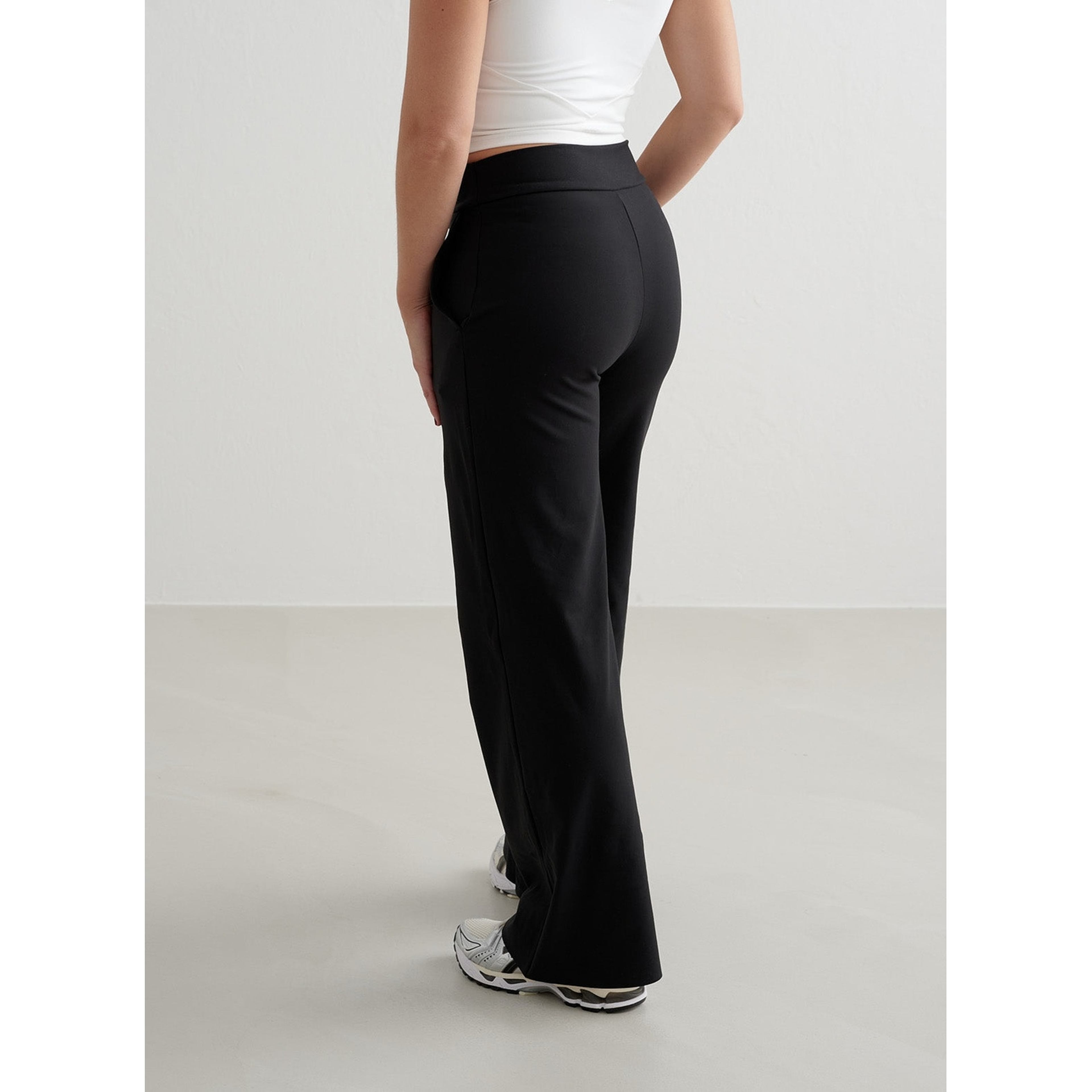 Black Sense Wide Petite Pants