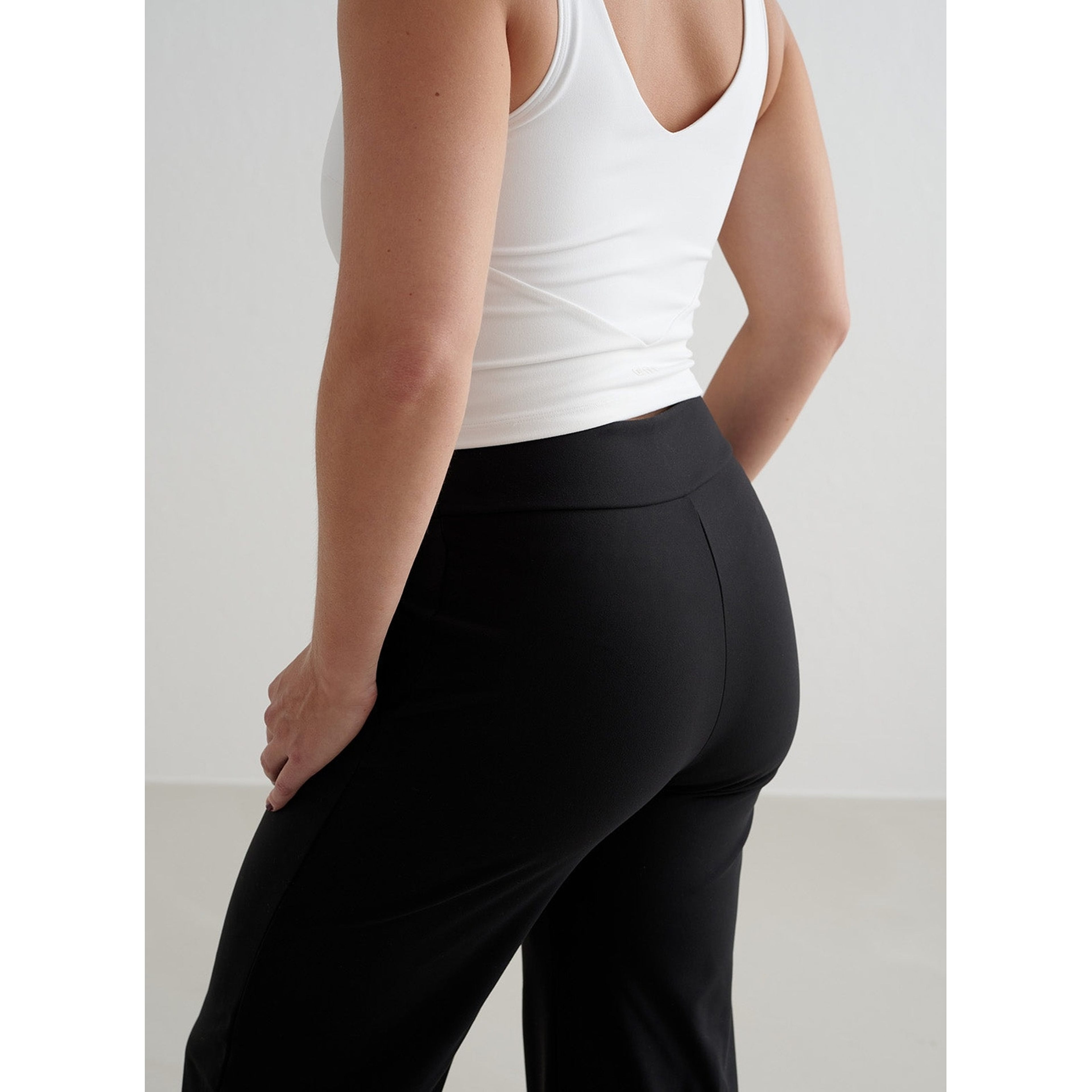 Black Sense Wide Petite Pants