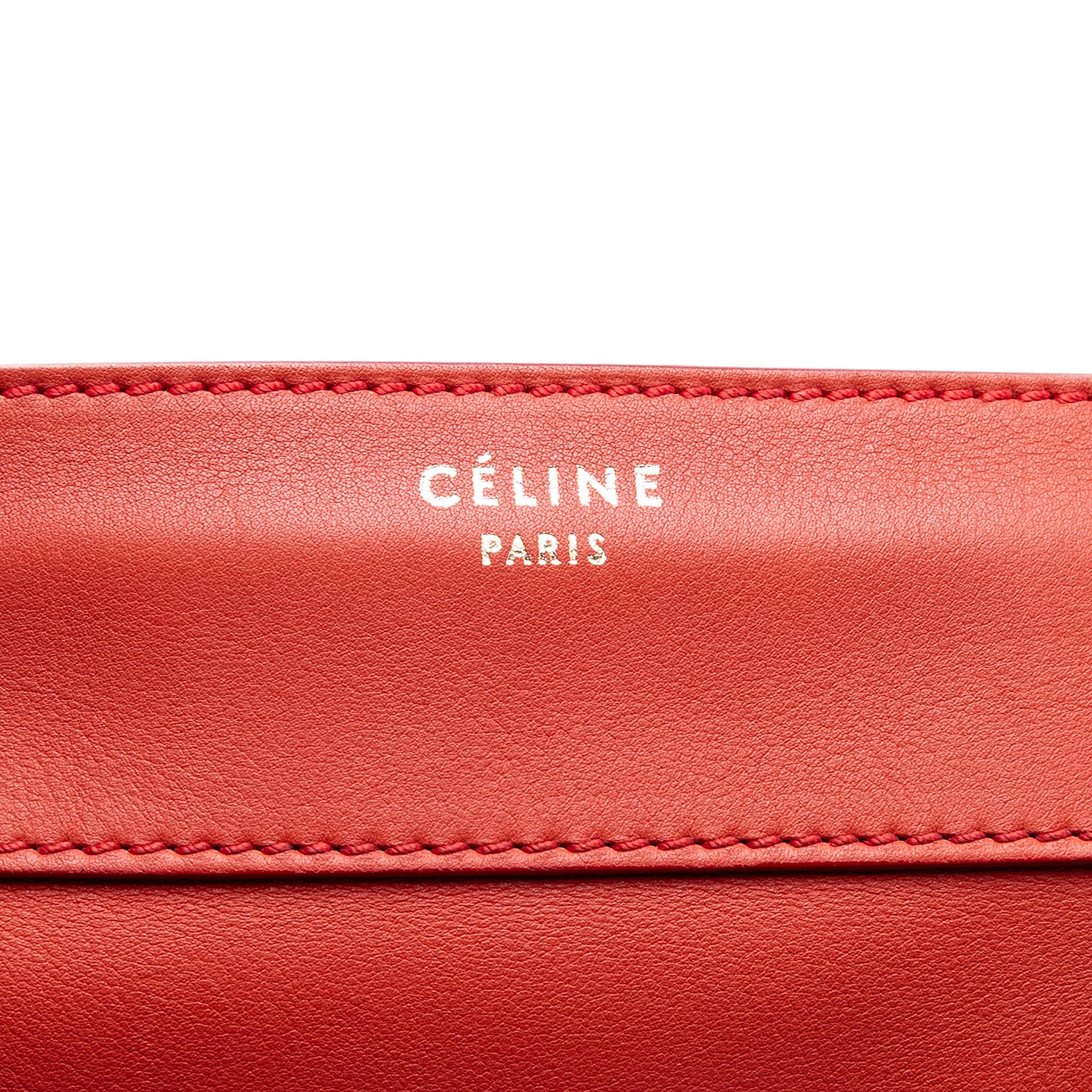 Celine Mini Leather Luggage Tote, från Luxclusif, i färgen red. Klicka för att öppna bilden i stort format