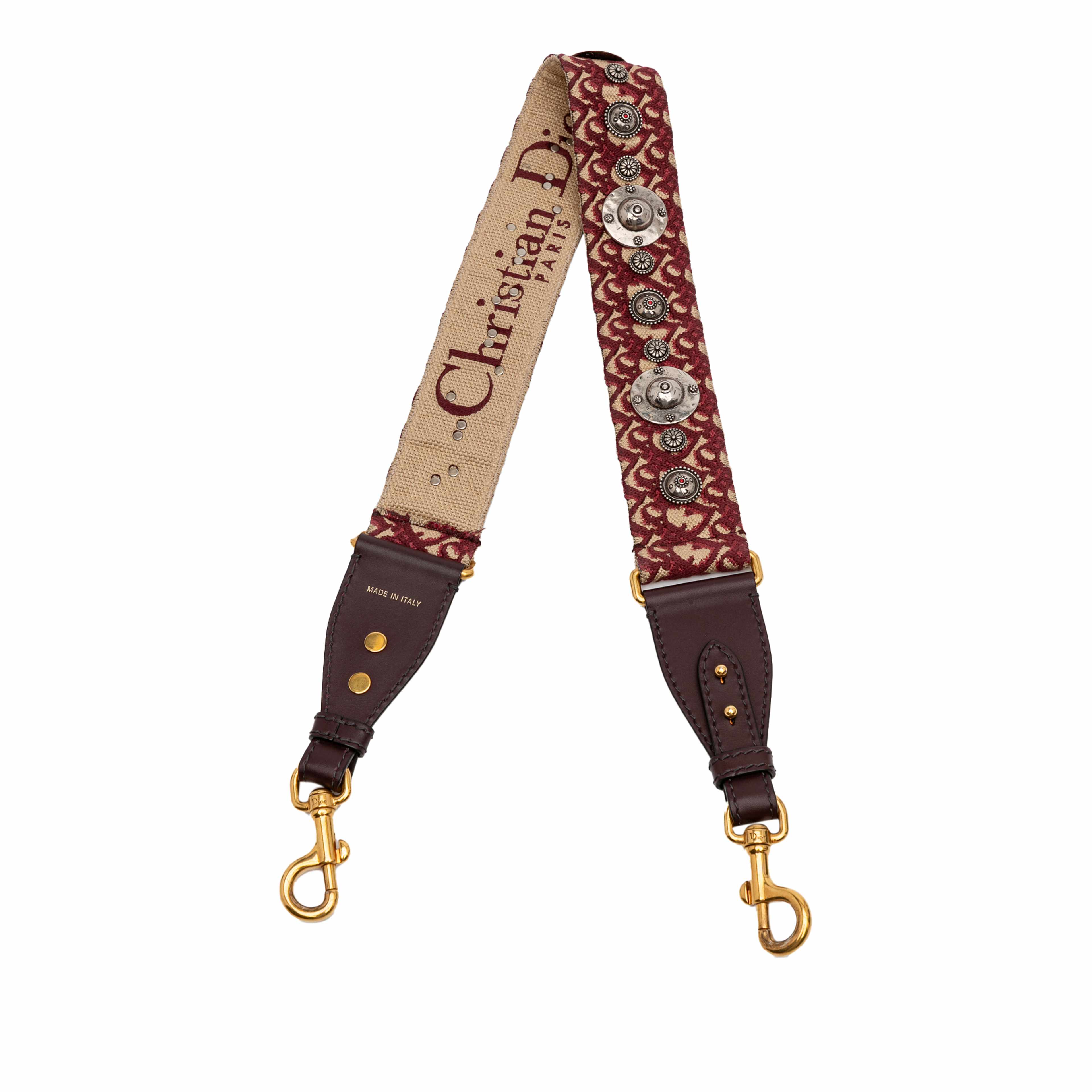 Dior Studded Oblique Canvas Bag Strap, från Luxclusif, i färgen dark red. Klicka för att öppna bilden i stort format