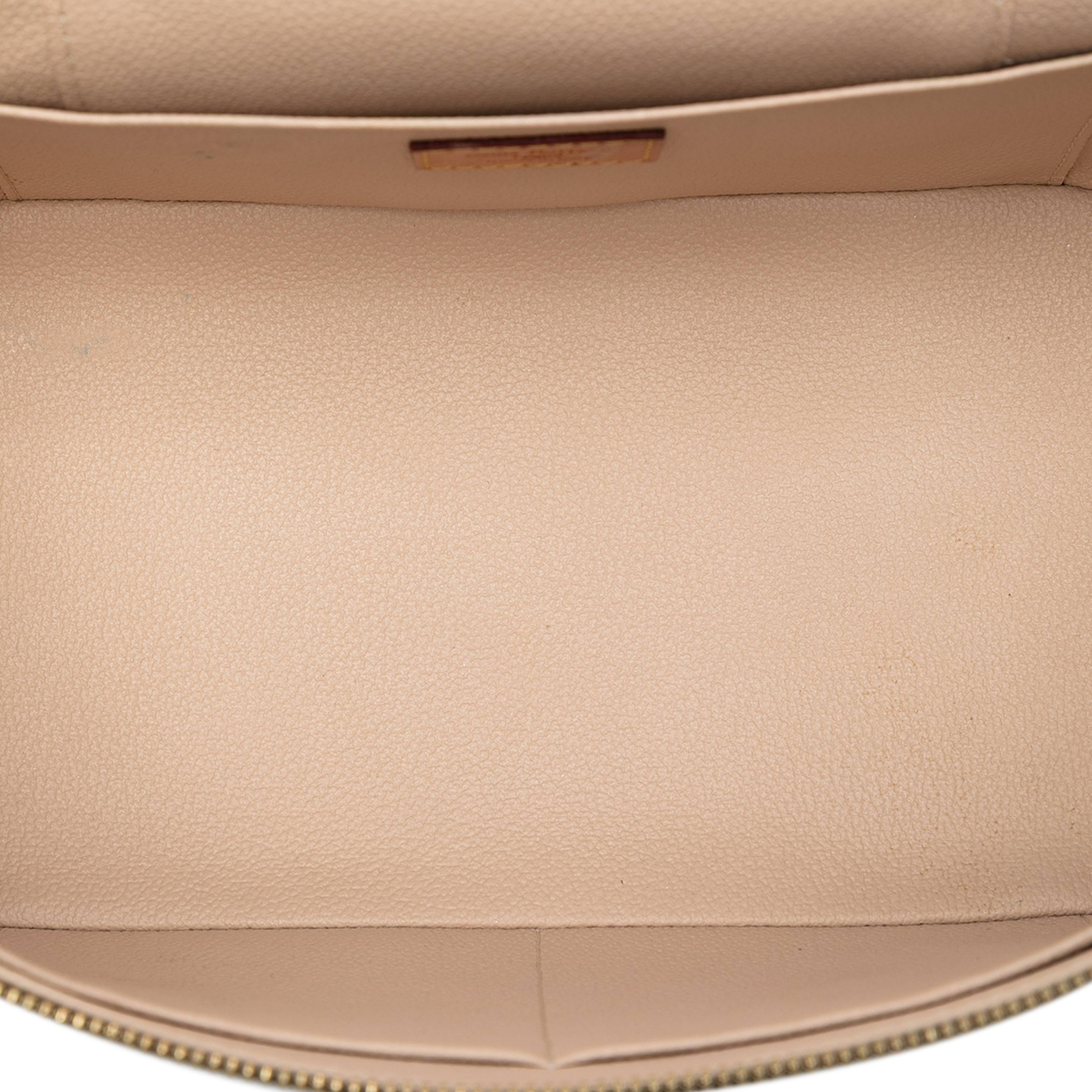 Louis Vuitton Monogram Nice Bb Vanity Case, från Luxclusif, i färgen brown. Klicka för att öppna bilden i stort format