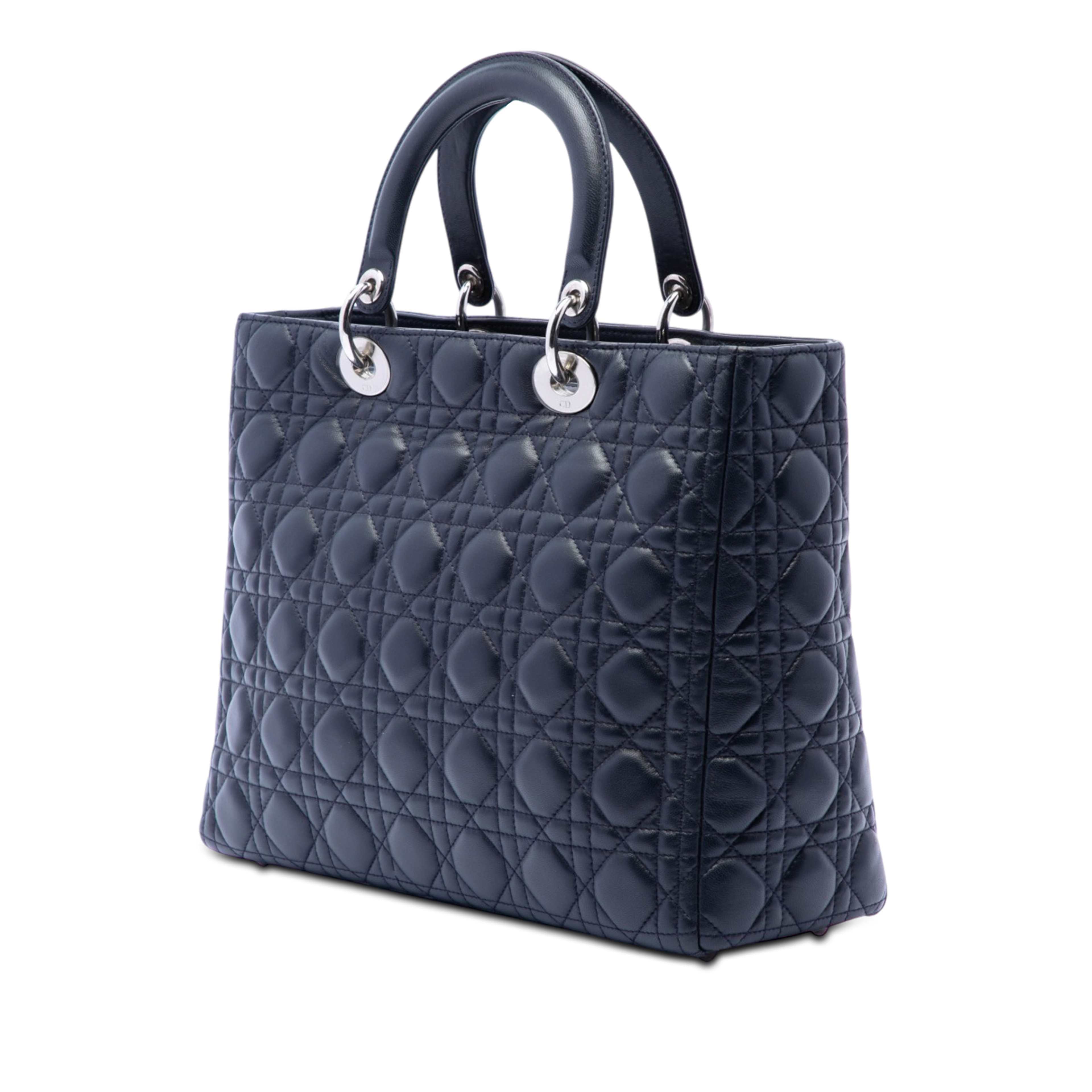 Dior Large Lambskin Cannage Lady Dior, från Luxclusif, i färgen blå. Klicka för att öppna bilden i stort format