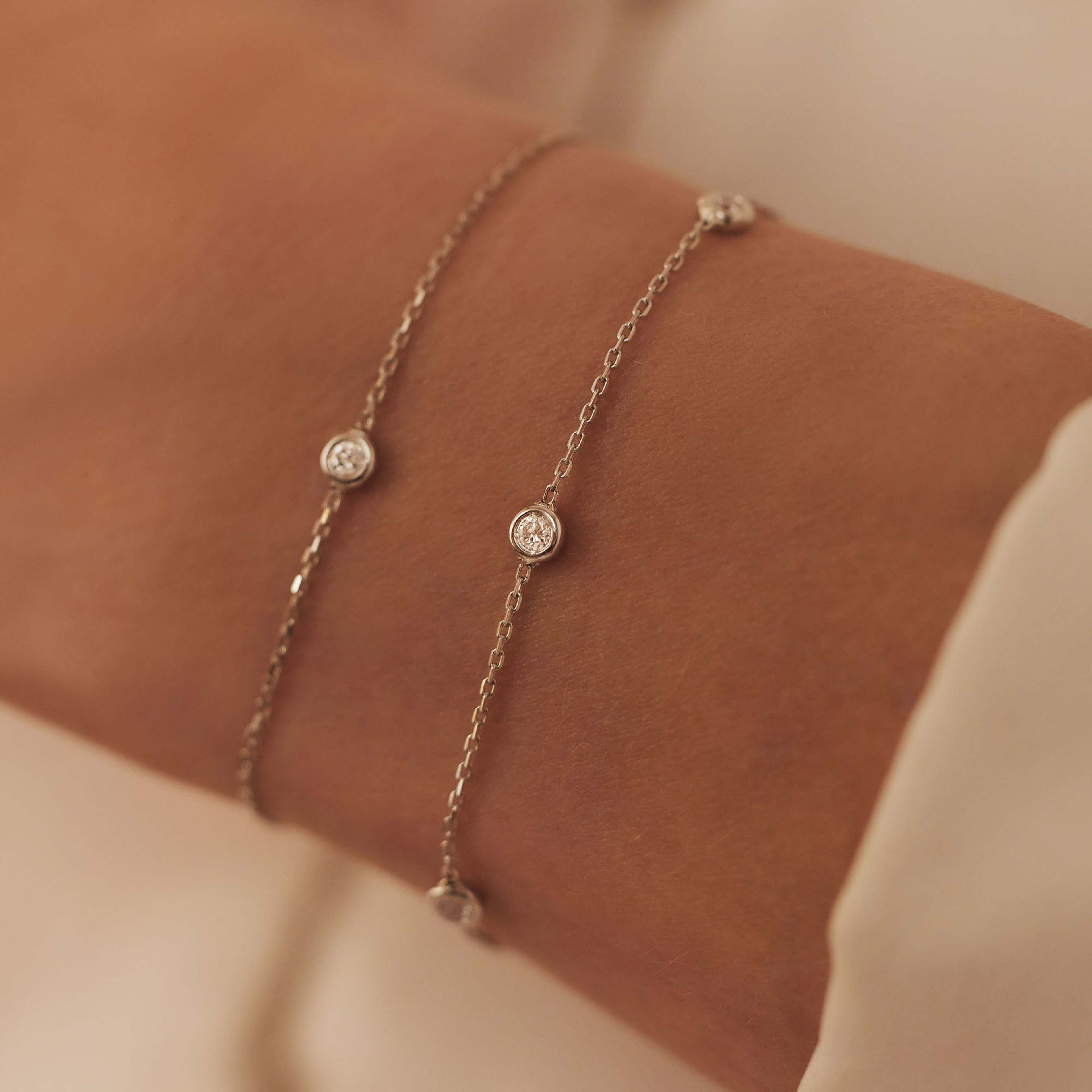 De La Paix Alfie Armband Med Diamanter 012 Ct, från Isabel Bernard, i färgen silver. Klicka för att öppna bilden i stort format
