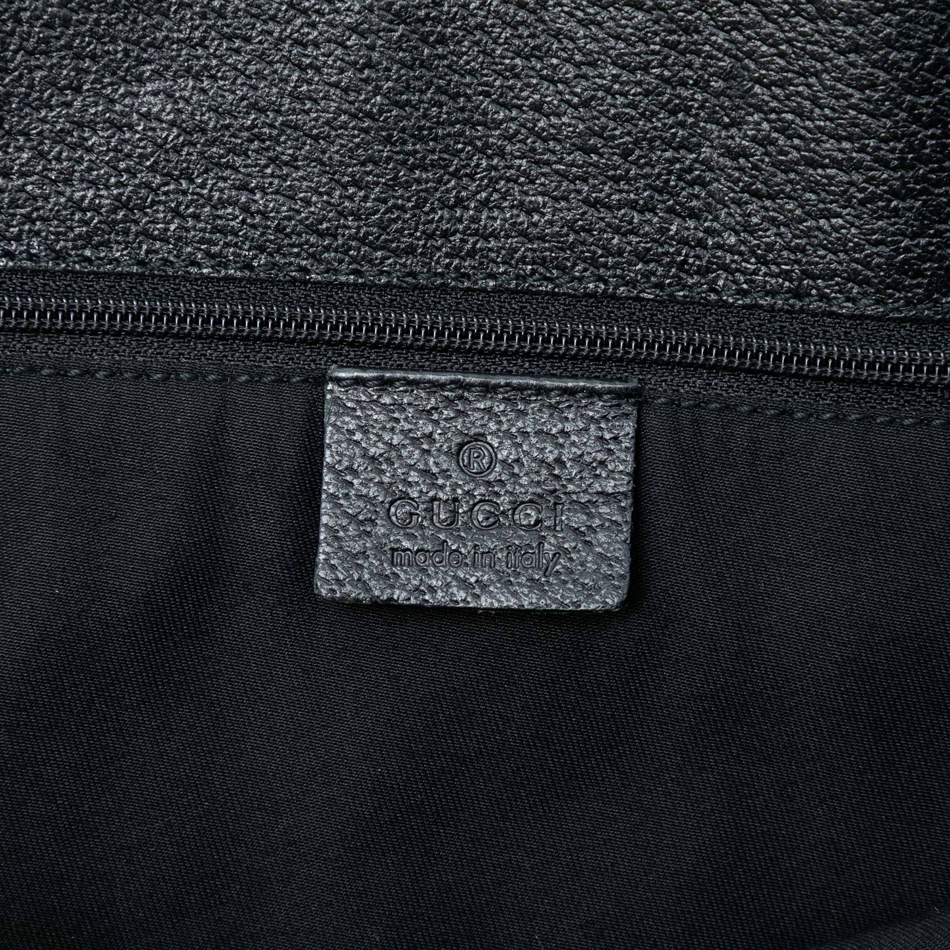 Gucci Large Gg Canvas Eclipse Tote, från Luxclusif, i färgen svart. Klicka för att öppna bilden i stort format