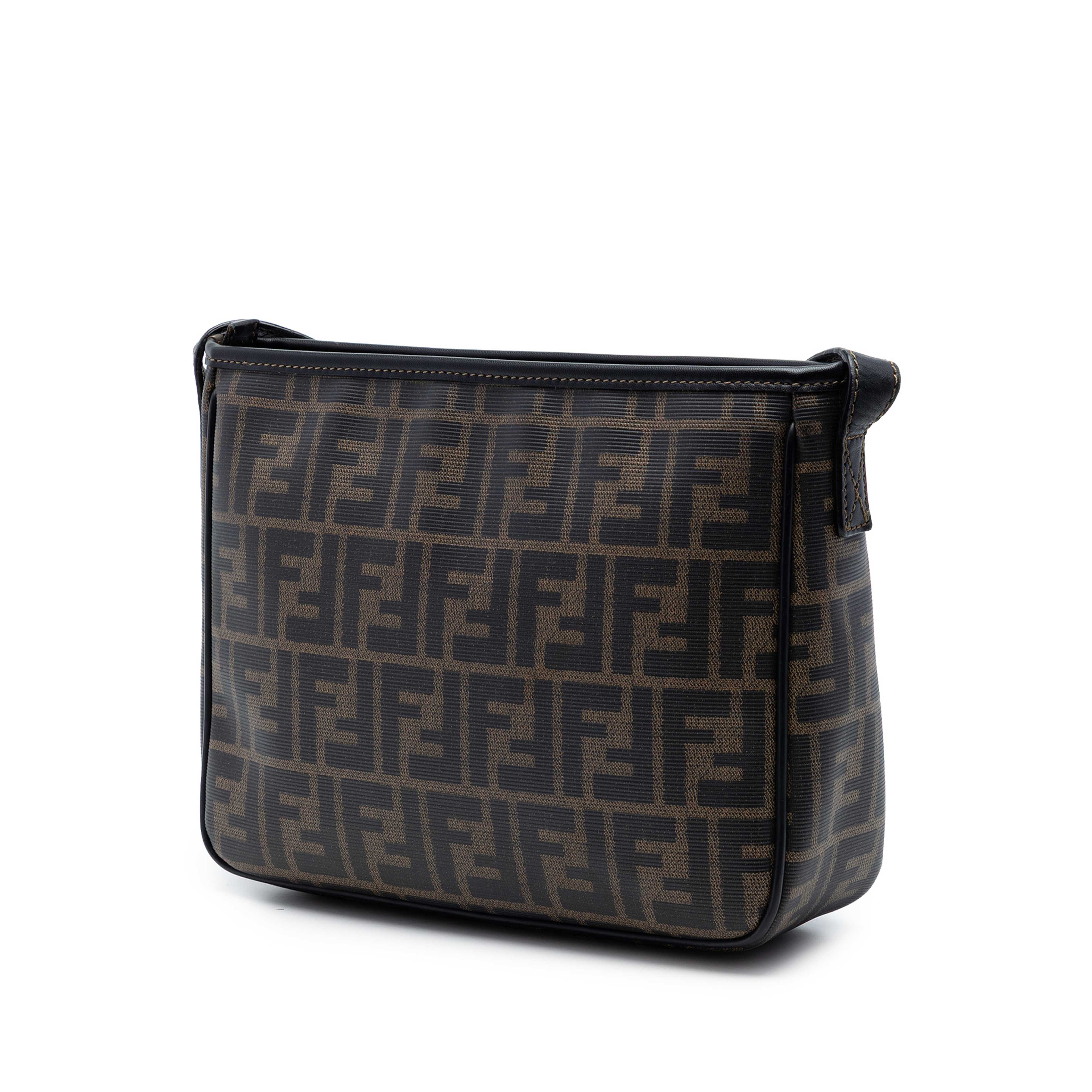 Fendi Zucca Coated Canvas Crossbody, från Luxclusif, i färgen brun. Klicka för att öppna bilden i stort format