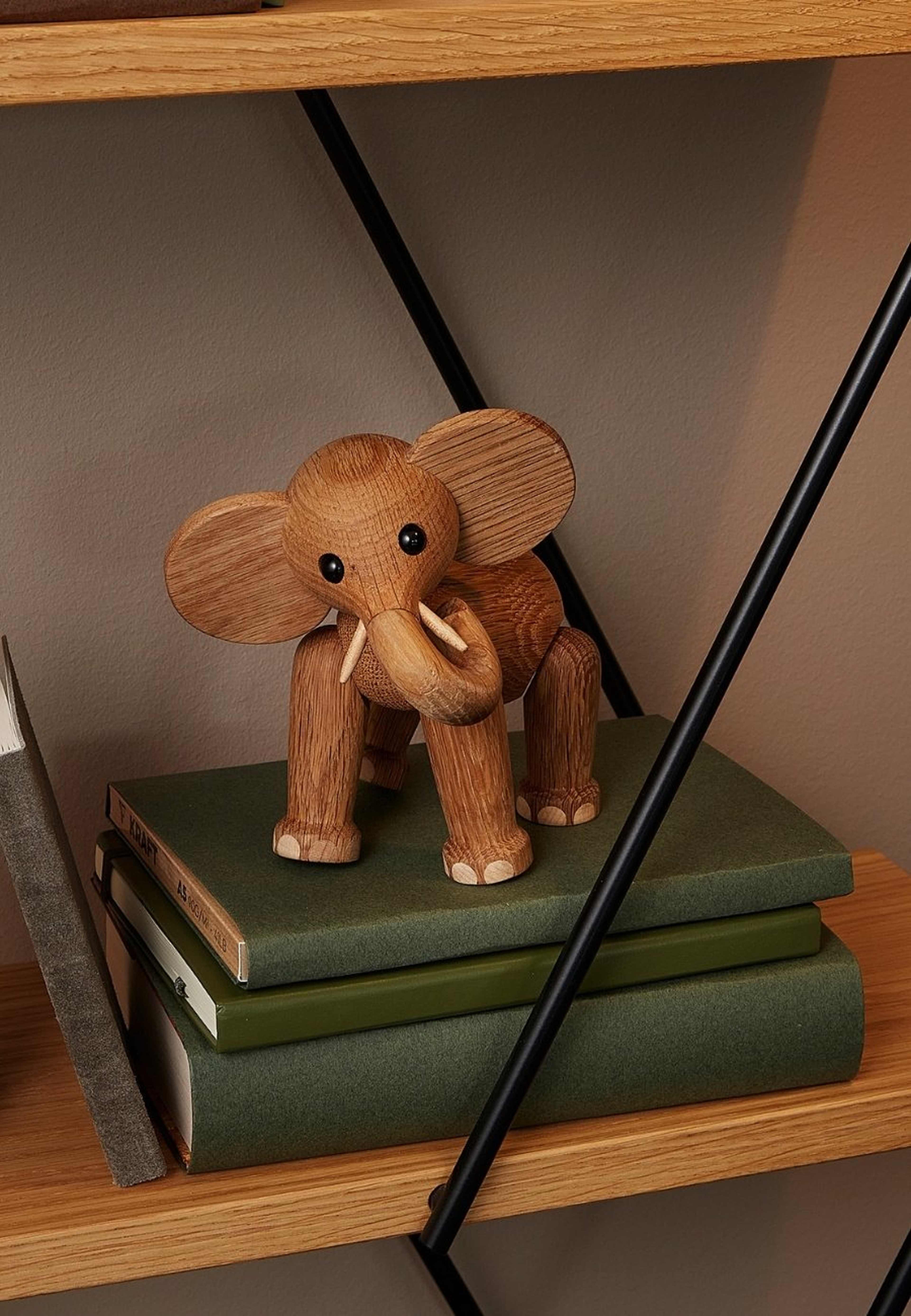 Ollie Elefant Trädekoration 15 Cm Ek/lönn