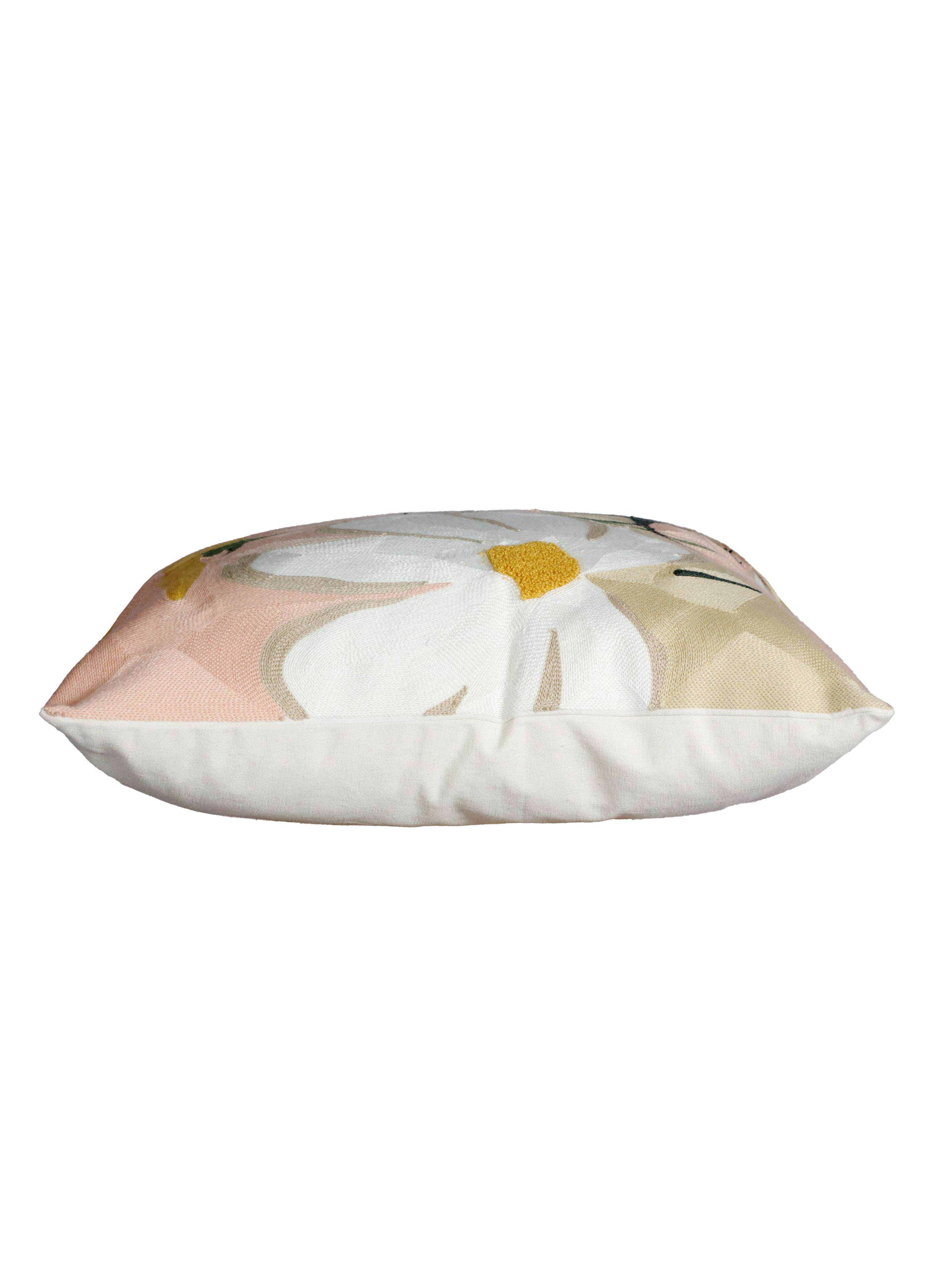 Signe Kuddfodral, från Svanefors, i färgen rosa. Klicka för att öppna bilden i stort format